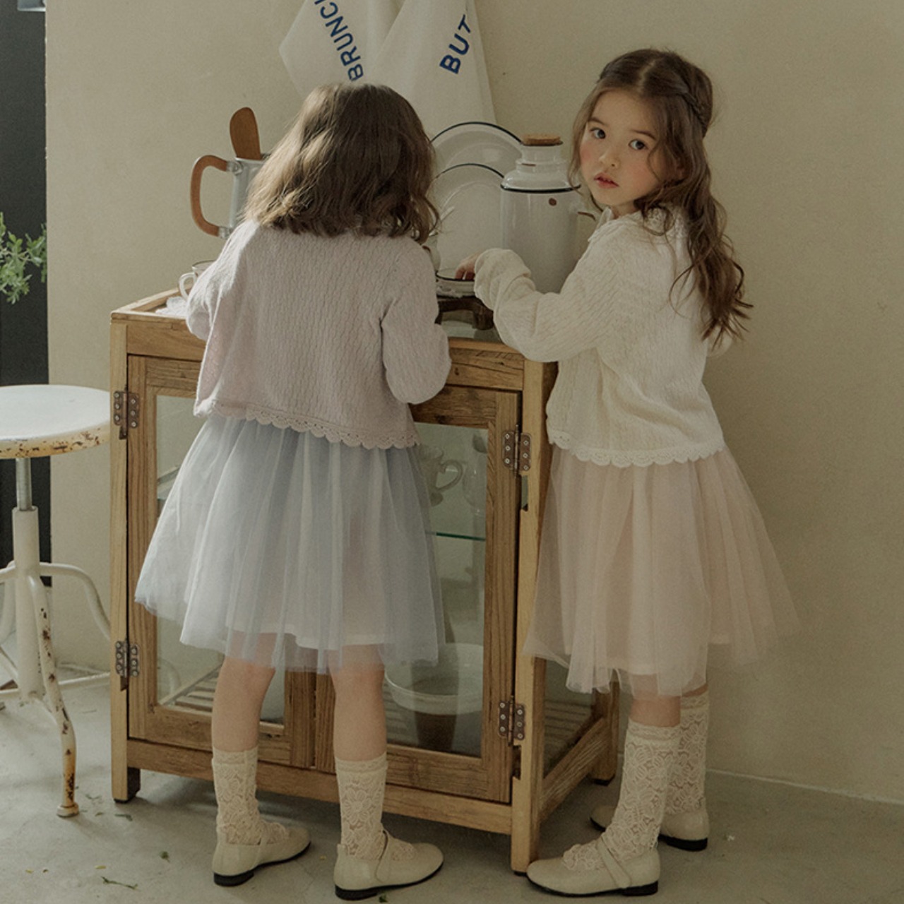 秋レース襟ニットカーディガン