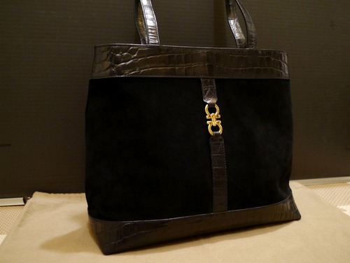美品◆SalvatoreFerragamoフェラガモ クロコ型押 ショルダーバッグ◆