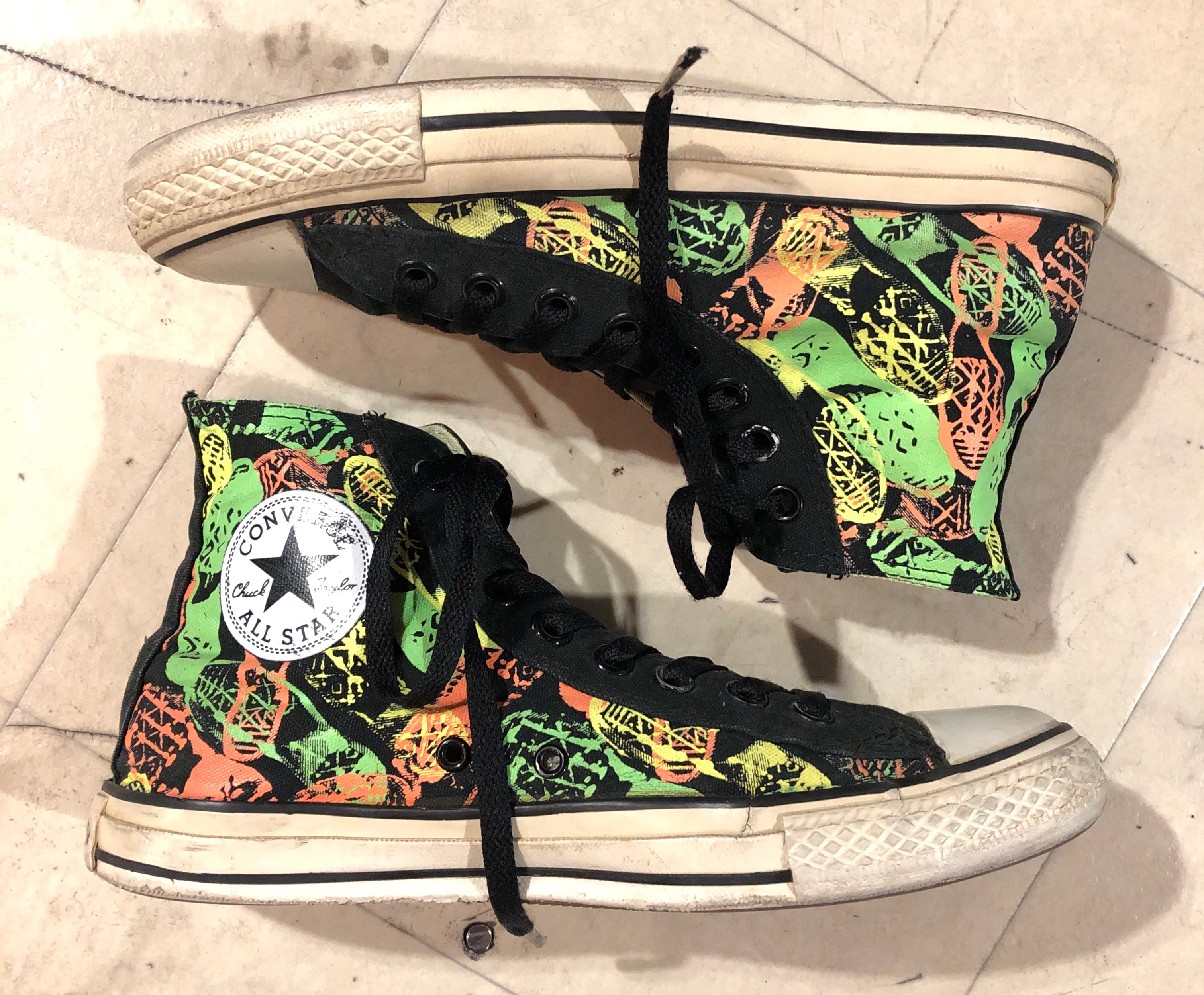コンバース キャンバスHiスニーカー 黒 総柄 25.5cm | 陽気な古着屋FRANK