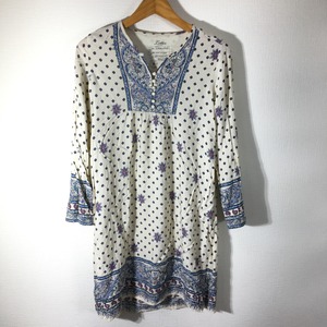 w490　デザインワンピース