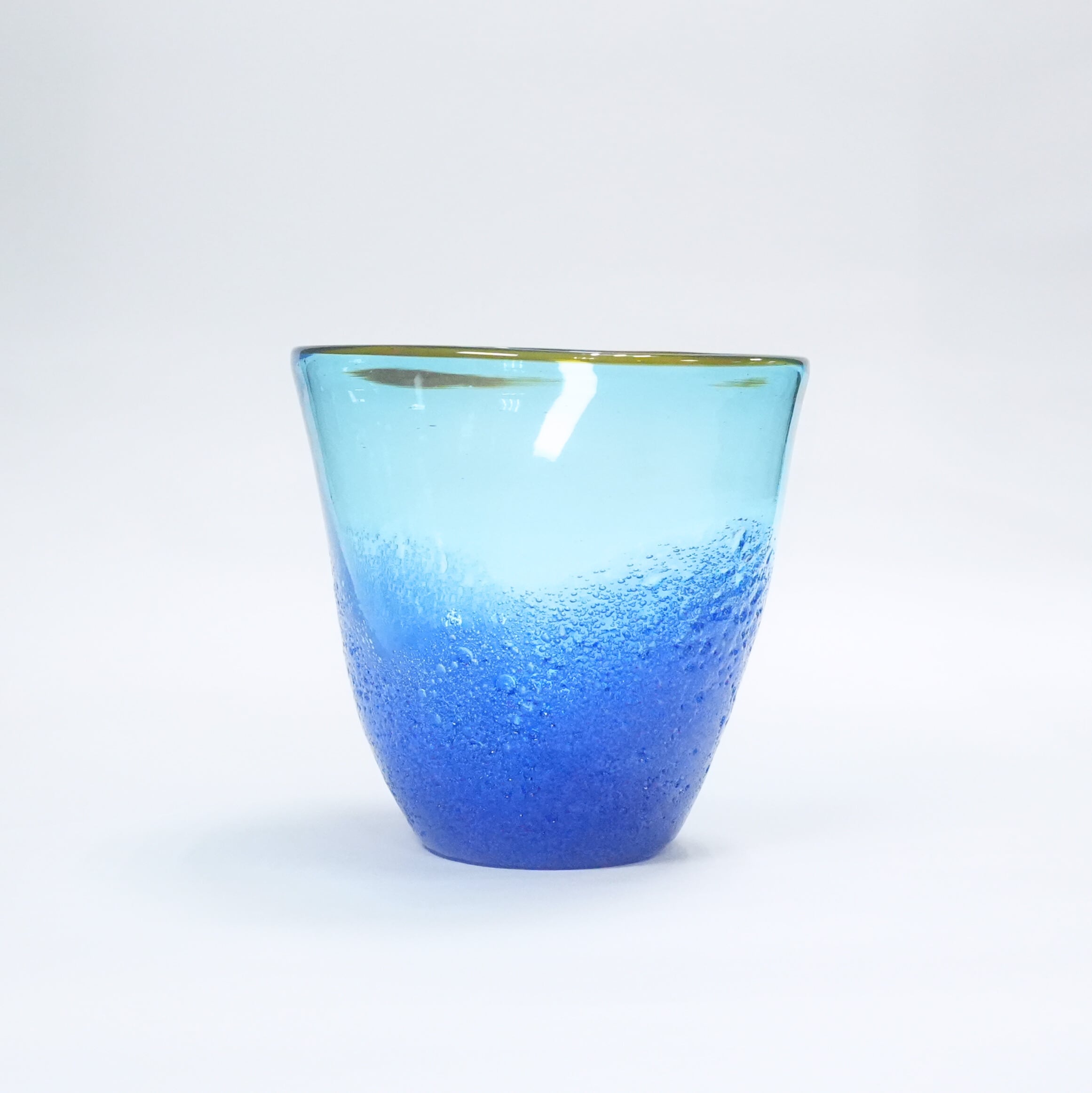 個性的でアートな器 陶芸作家【望月 薫 a.k.a ILL CERAMICS】Serrated