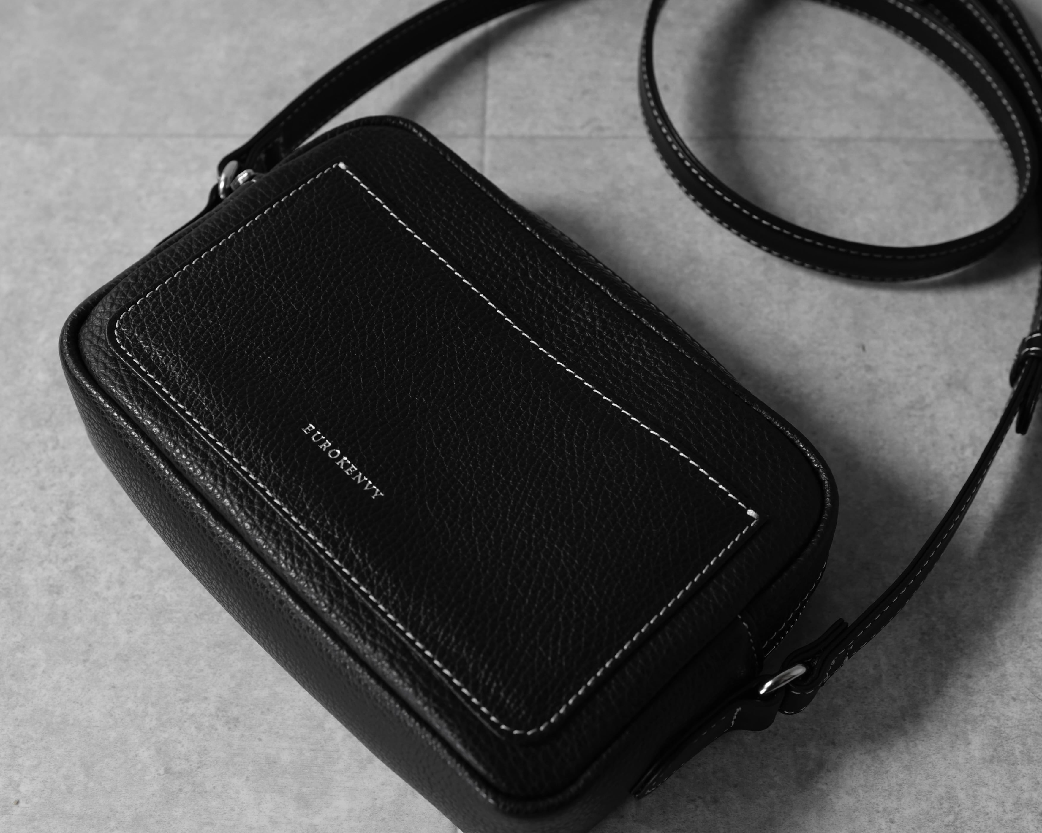 Italian Emboss Leather Mini Shoulder Bag【イタリア・マストロット社