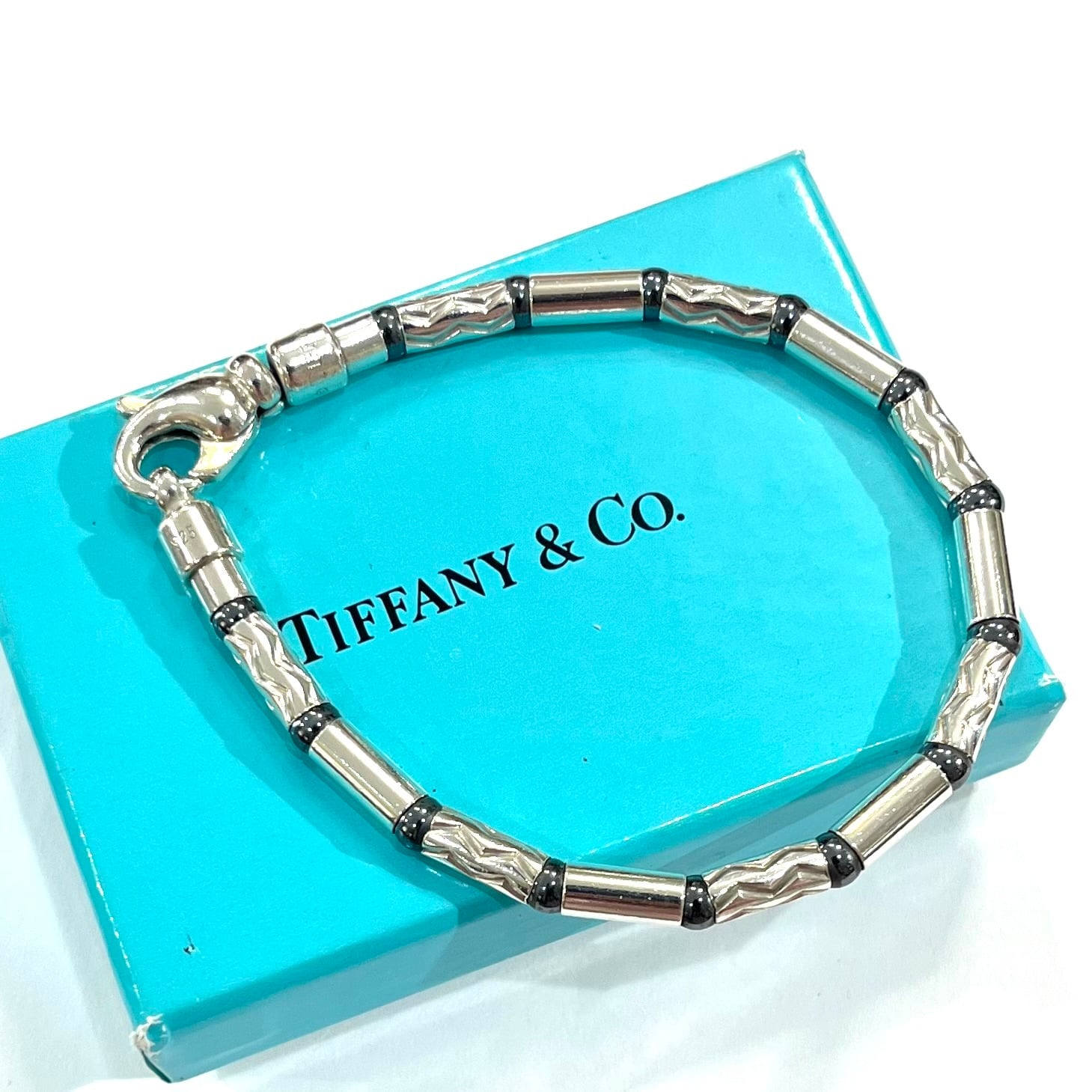 Tiffany vintage エッチド ブレスレット　アズテック　ジグザグ Tiffany vintage エッチド ブレスレット アズテック ジグザグ Tiffany