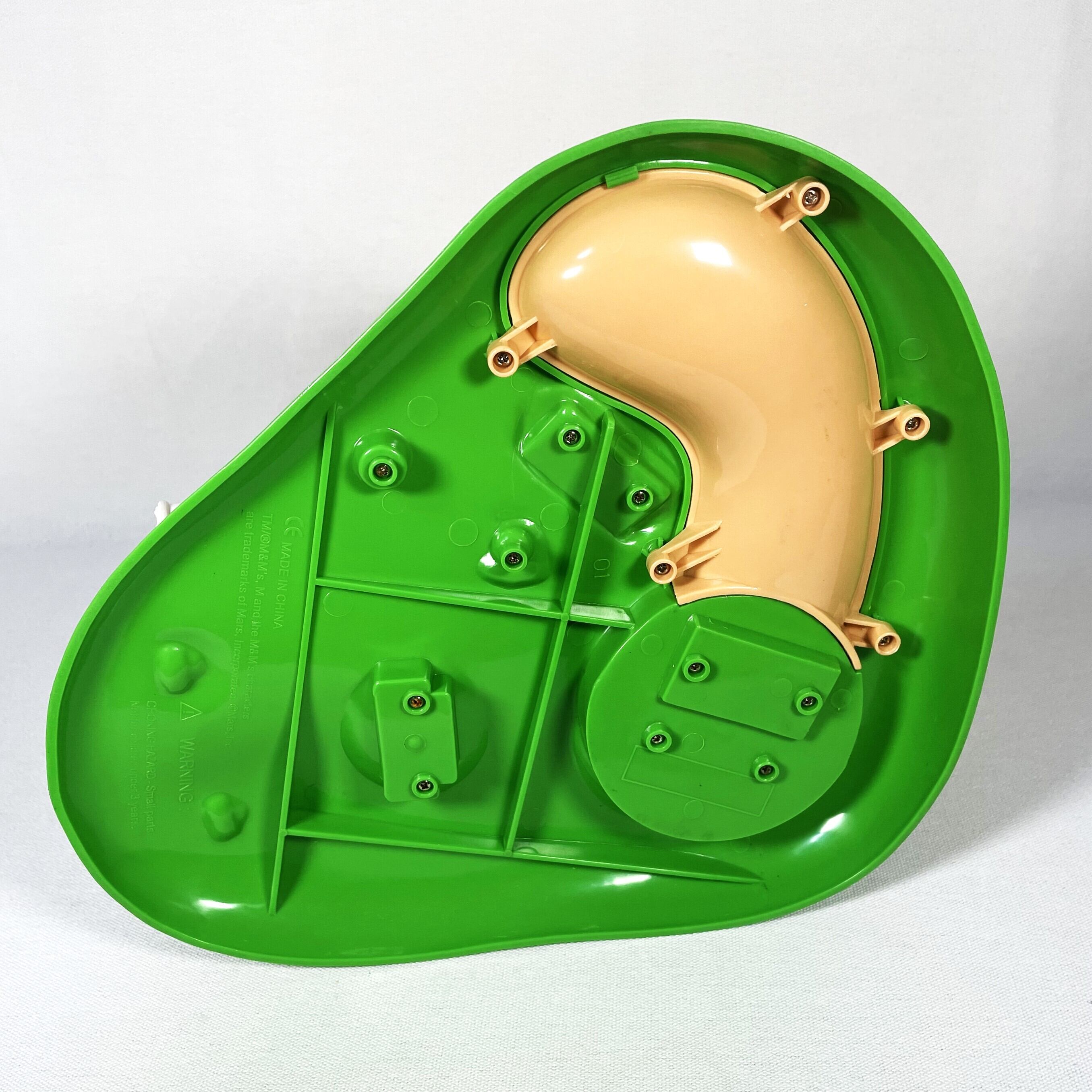 M&M's Muligan-Ville キャンディディスペンサー Amazon.com: M&M's Mulligan Ville Candy Dispenser: Food