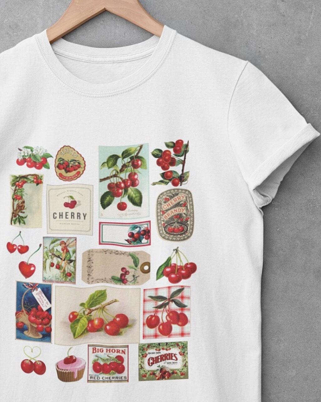 Vintage Cherry Print T-shirt - Ⅰ / ヴィンテージ チェリー プリント Tシャツ | BOUDOIR