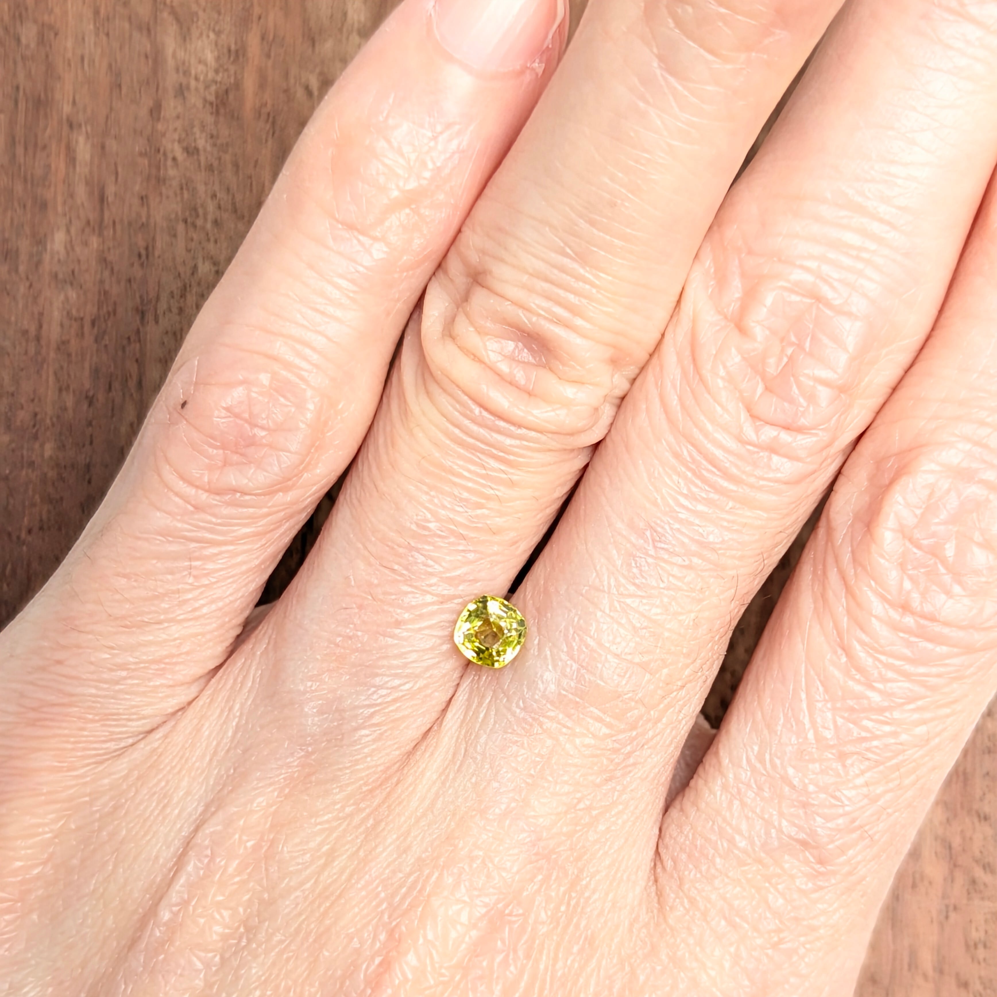 クリソベリルルース ミャンマー・モゴック産【0.49ct】 PRO208508