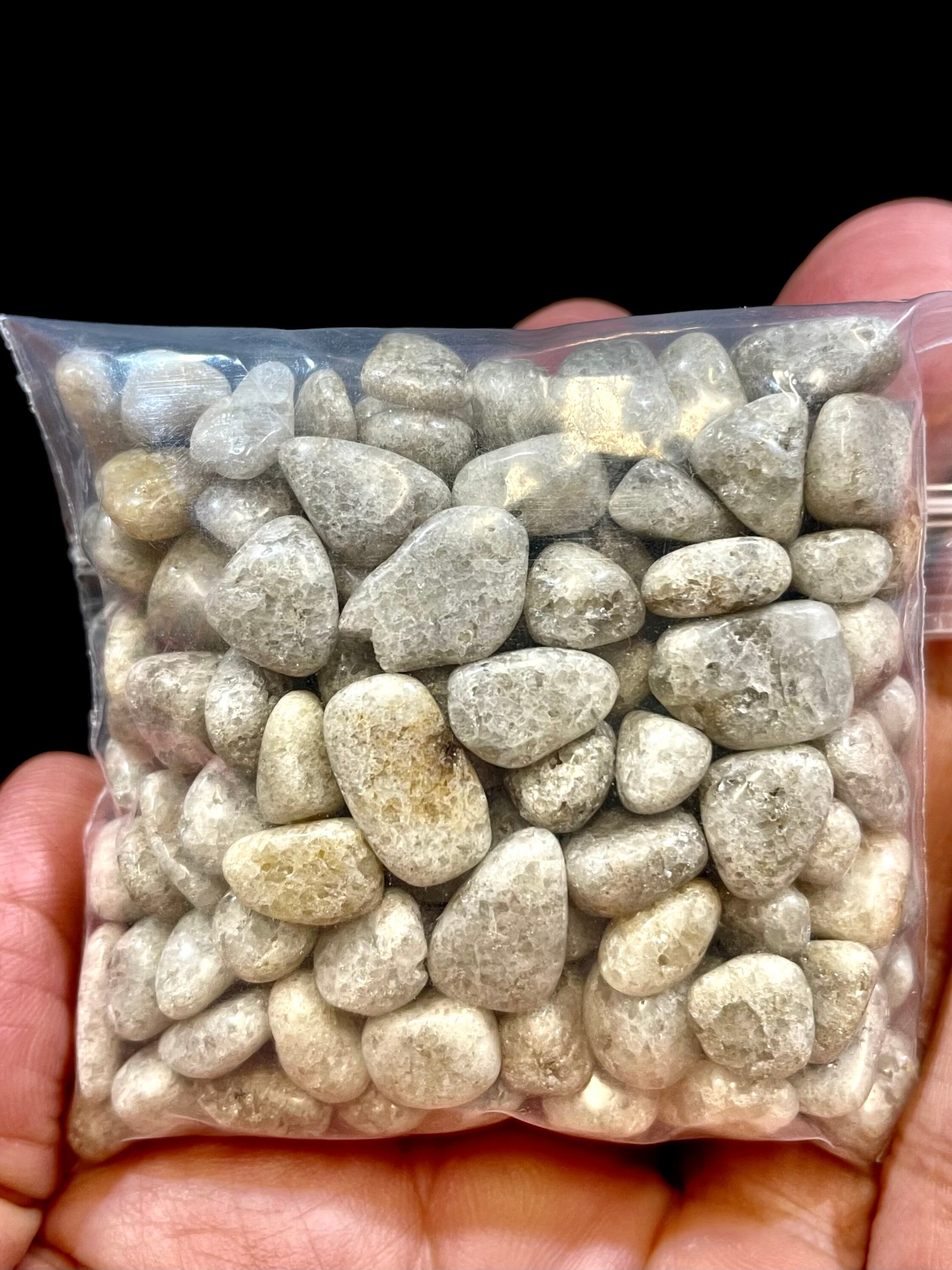 1) 天孫降臨!霊性クオーツ「神石・ニニギ水晶」さざれ