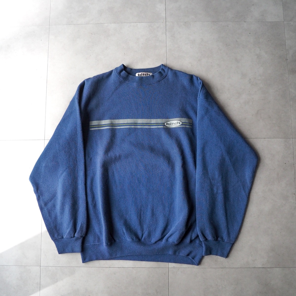 90s “bitch skateboards” logo sweat shirt | anti knovum（アンタイ 