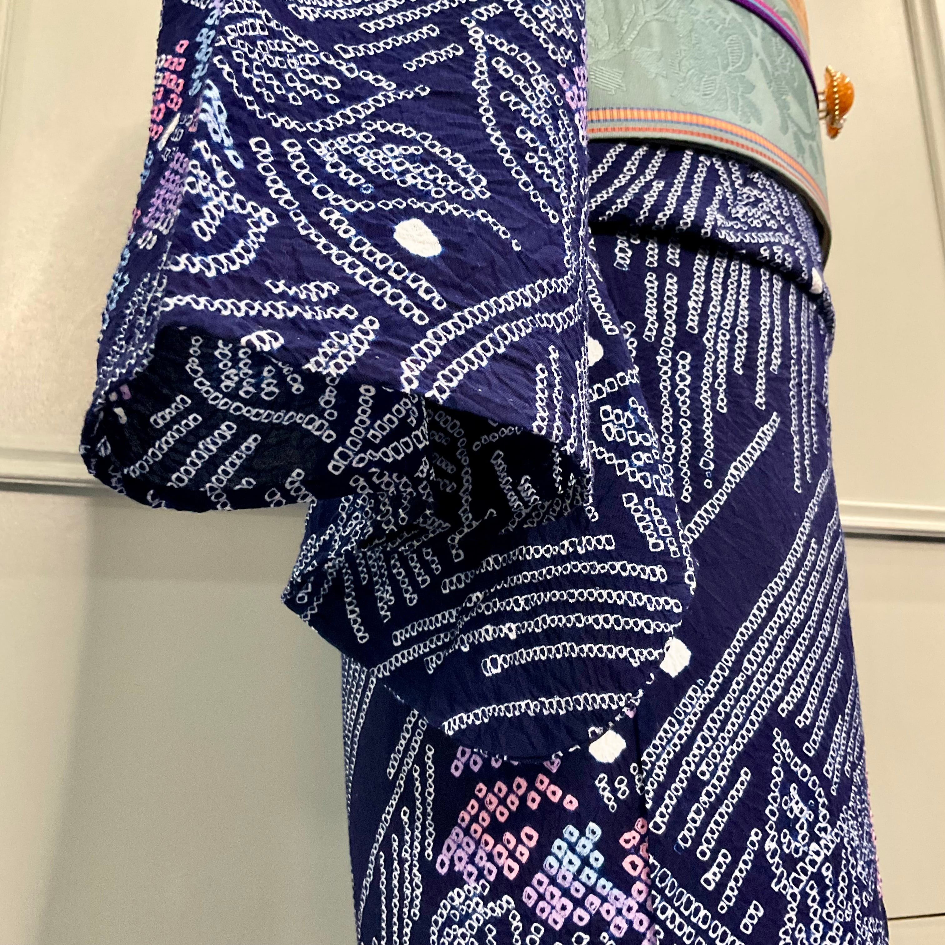 夏宵モザイク＊花 藍 ネイビー 紺 有松鳴海絞り浴衣 B675 | kimono tento