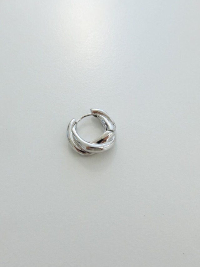 Sculptural Twist Hoop Pierce