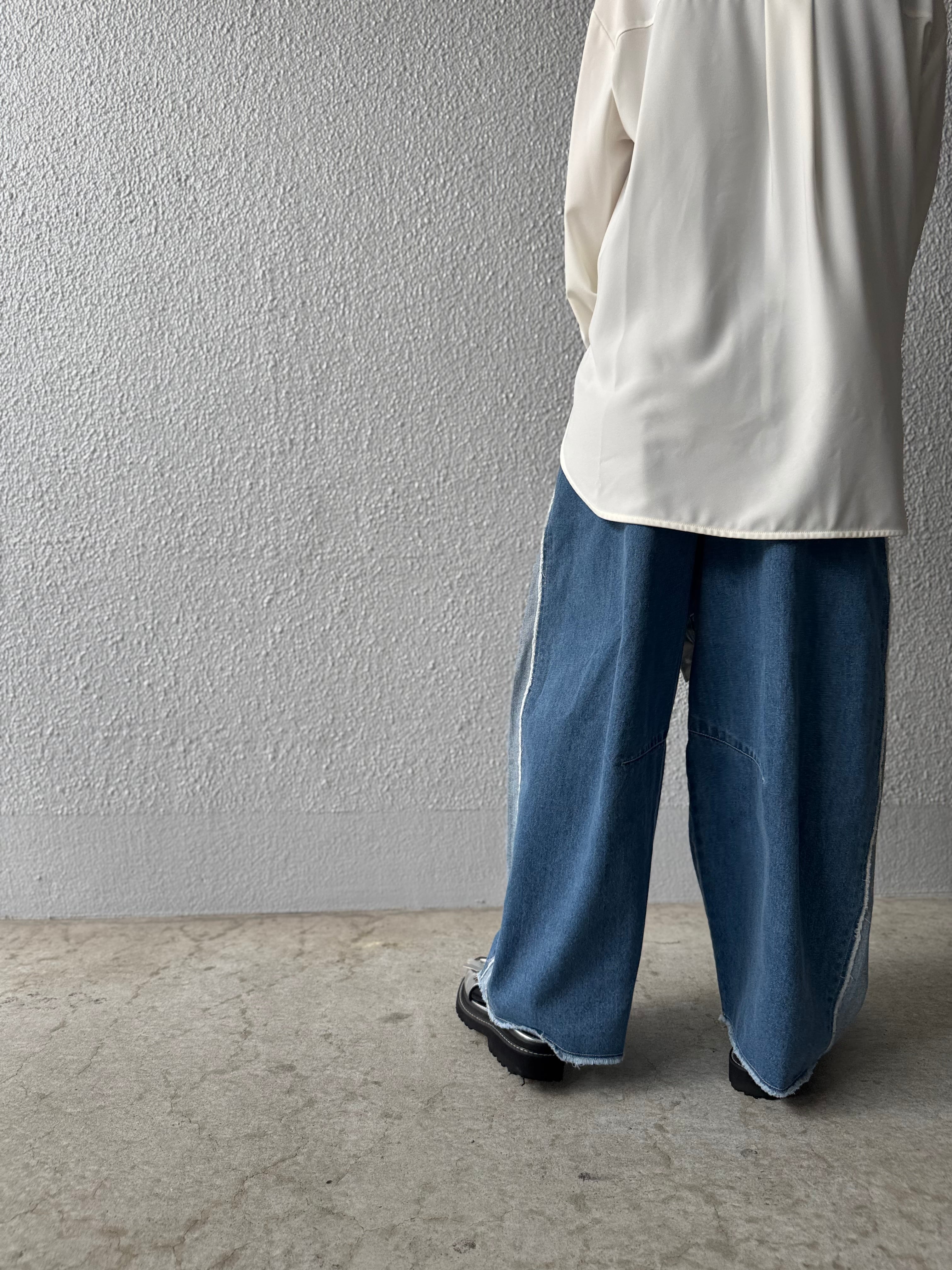 【SELECT】バレルシルエット断ち切りラインデニムパンツ 34-0137