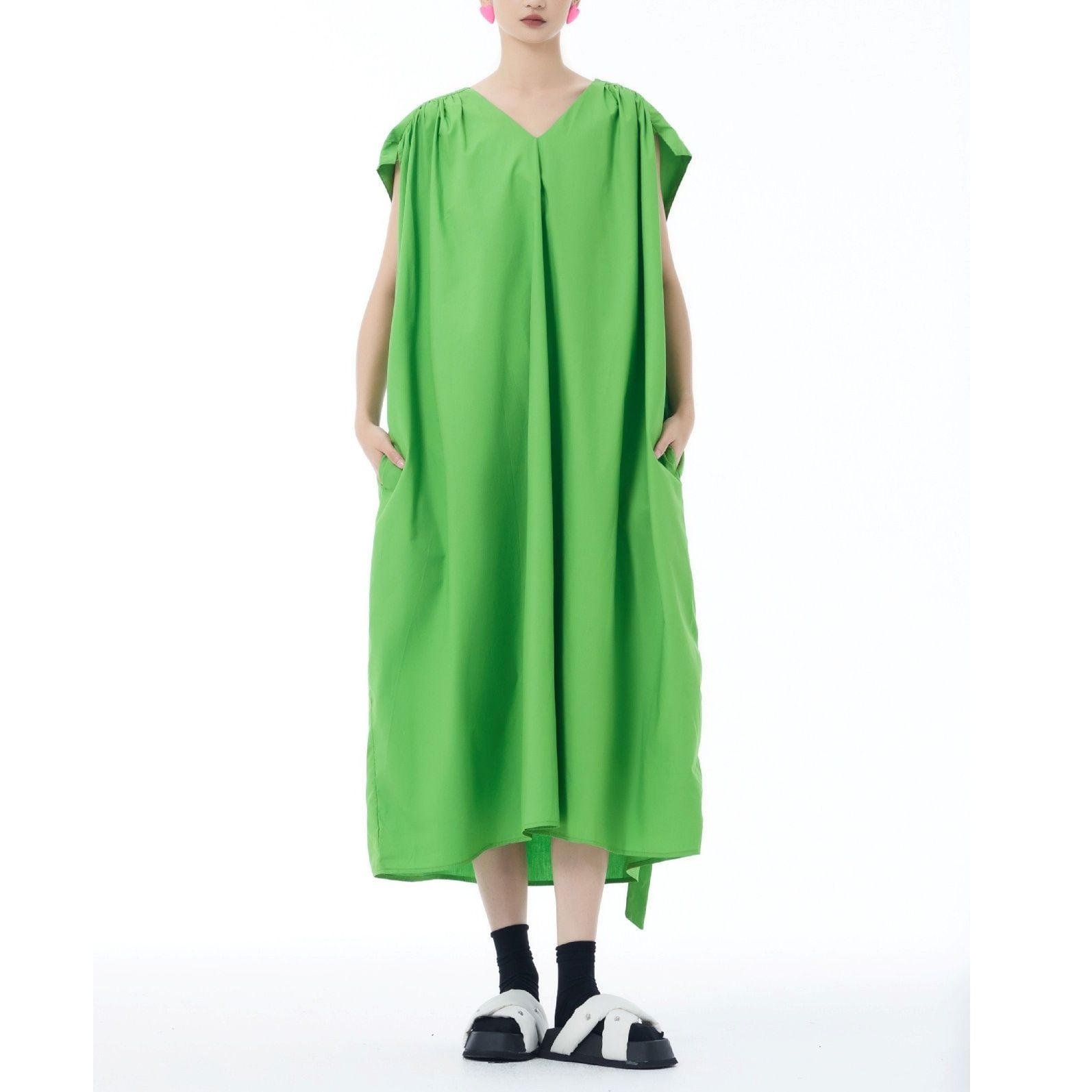 GREEN V-NECK MIDI DESIGN DRESS 1color M-14006