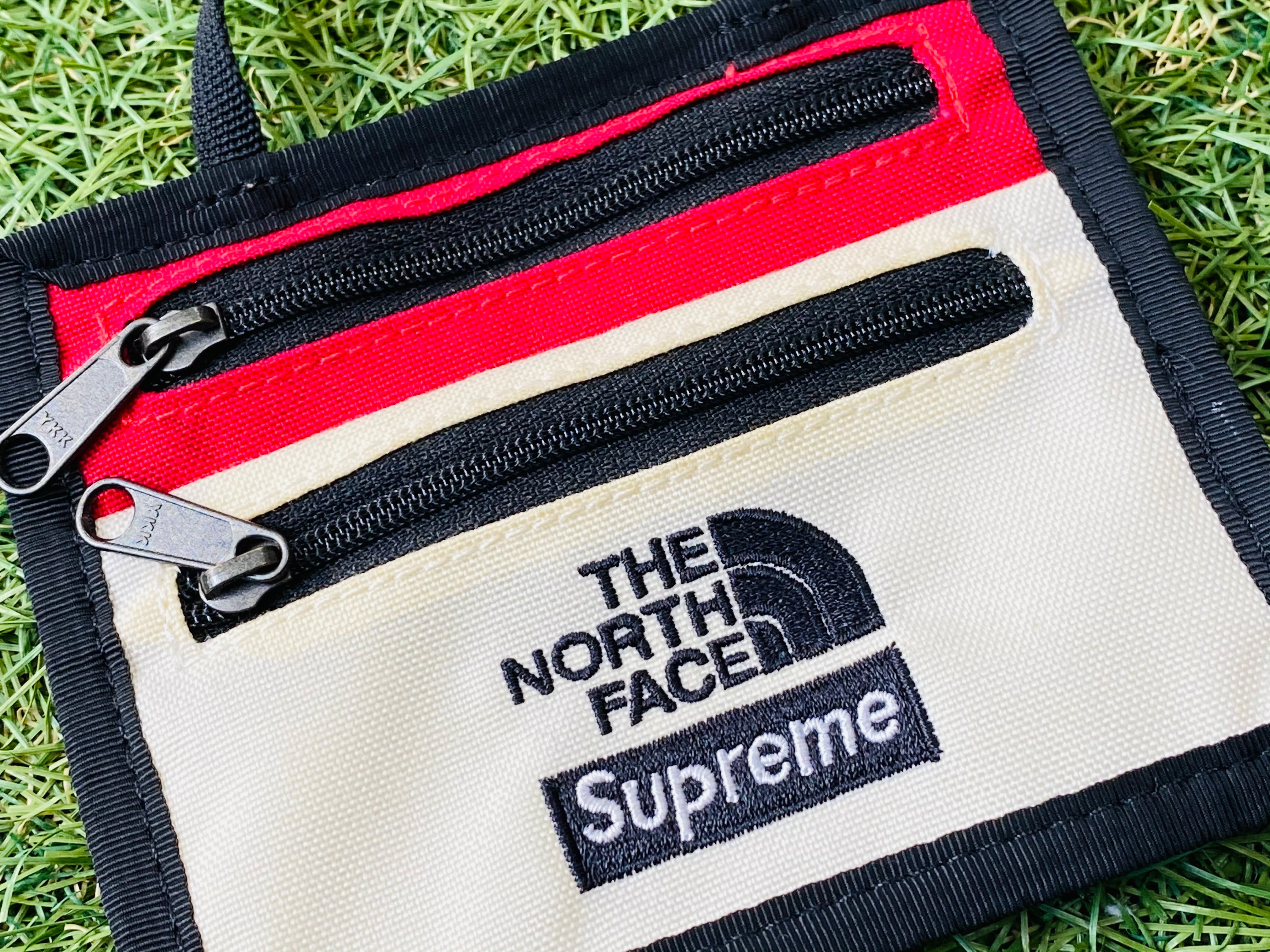 SUPREME x THE NORTH FACE 18AW Expedition Travel Wallet WHITE 35JL1827 |  BRAND BUYERS OSAKA