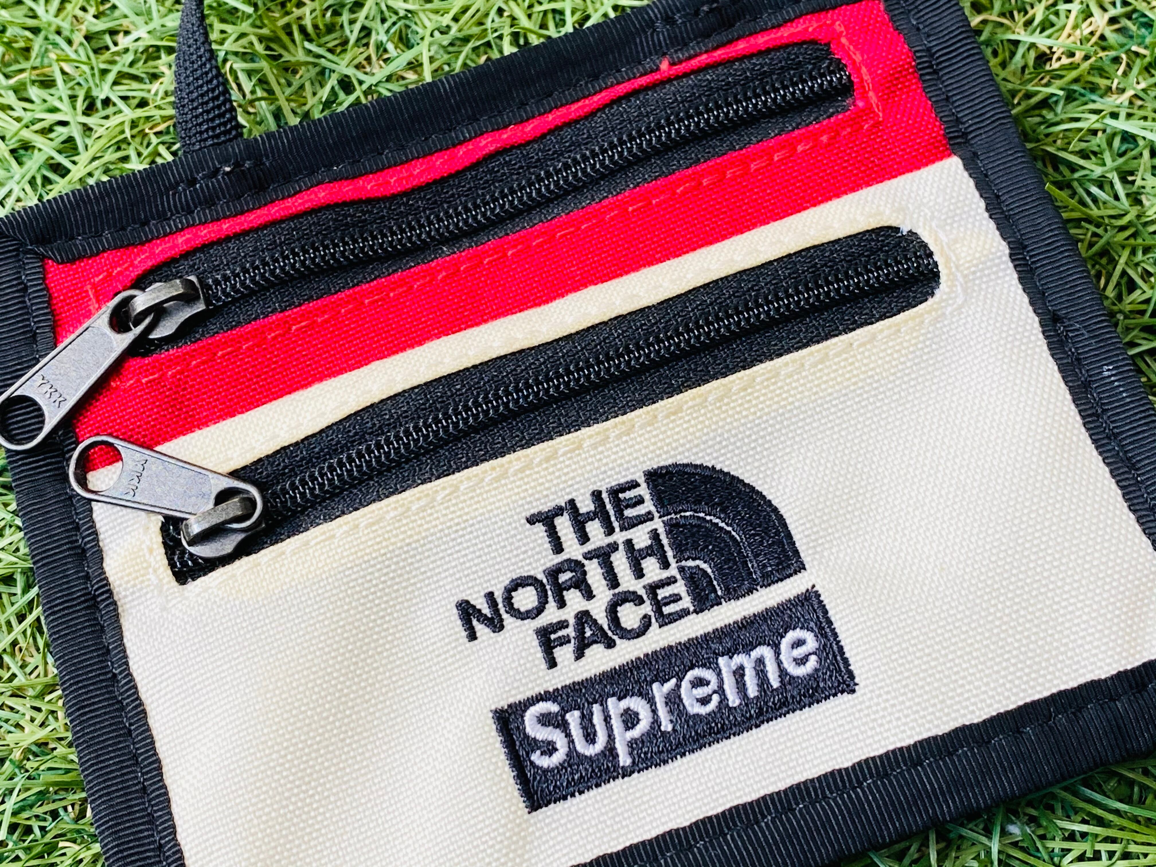 SUPREME x THE NORTH FACE 18AW Expedition Travel Wallet WHITE 