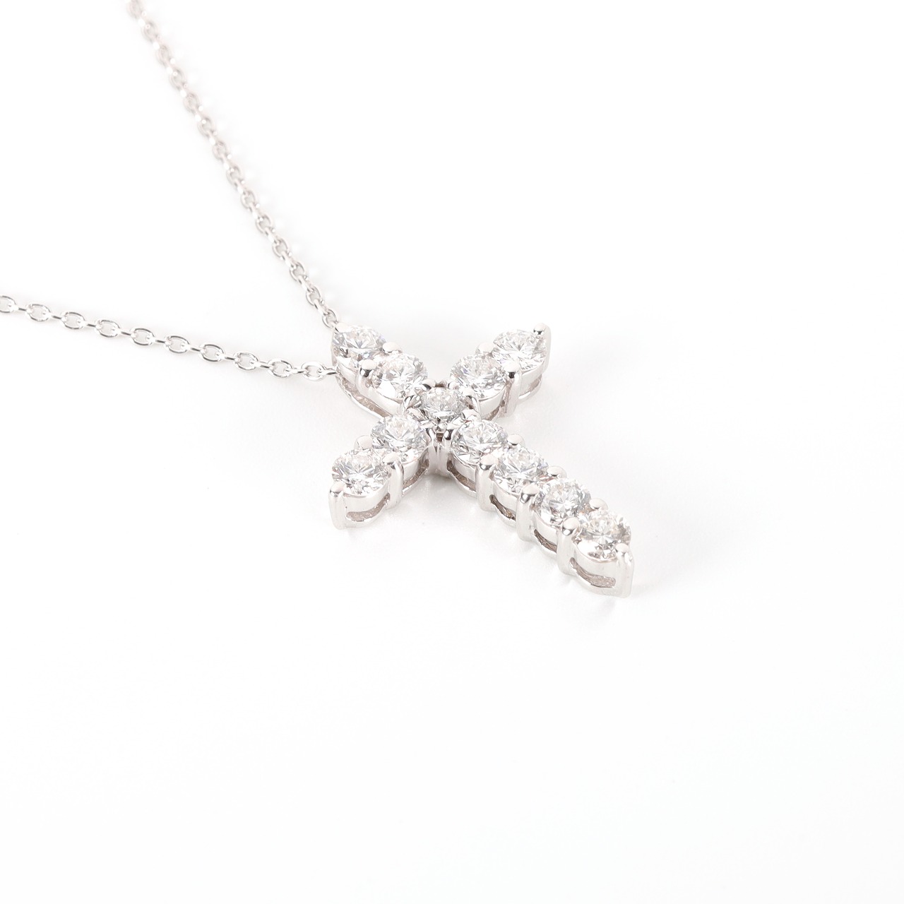 ダイヤモンド クロスネックレス K18(WG) / 0.770ct