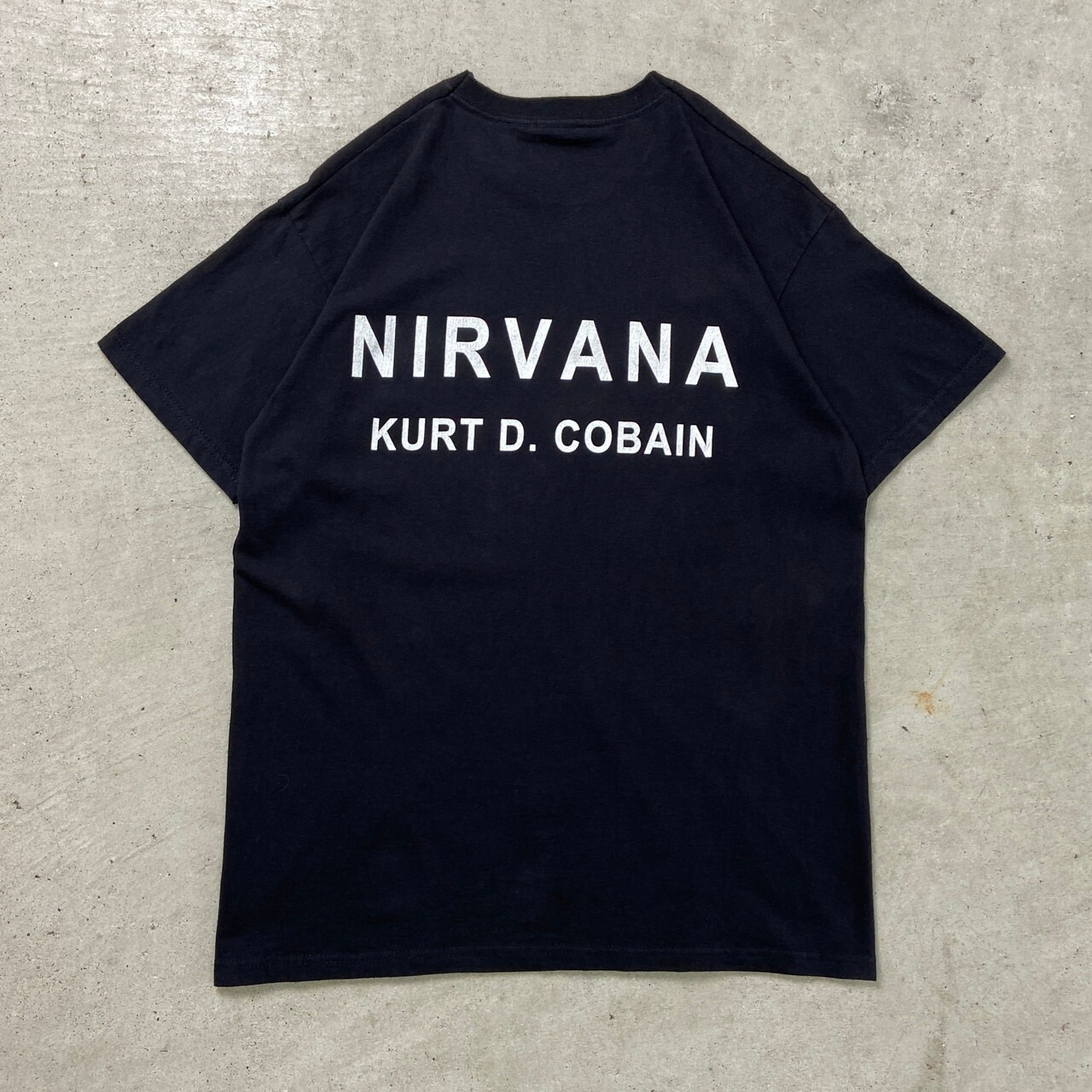 NIRVANA KURT D. COBAIN ニルヴァーナ カート・コバーン バンドTシャツ 