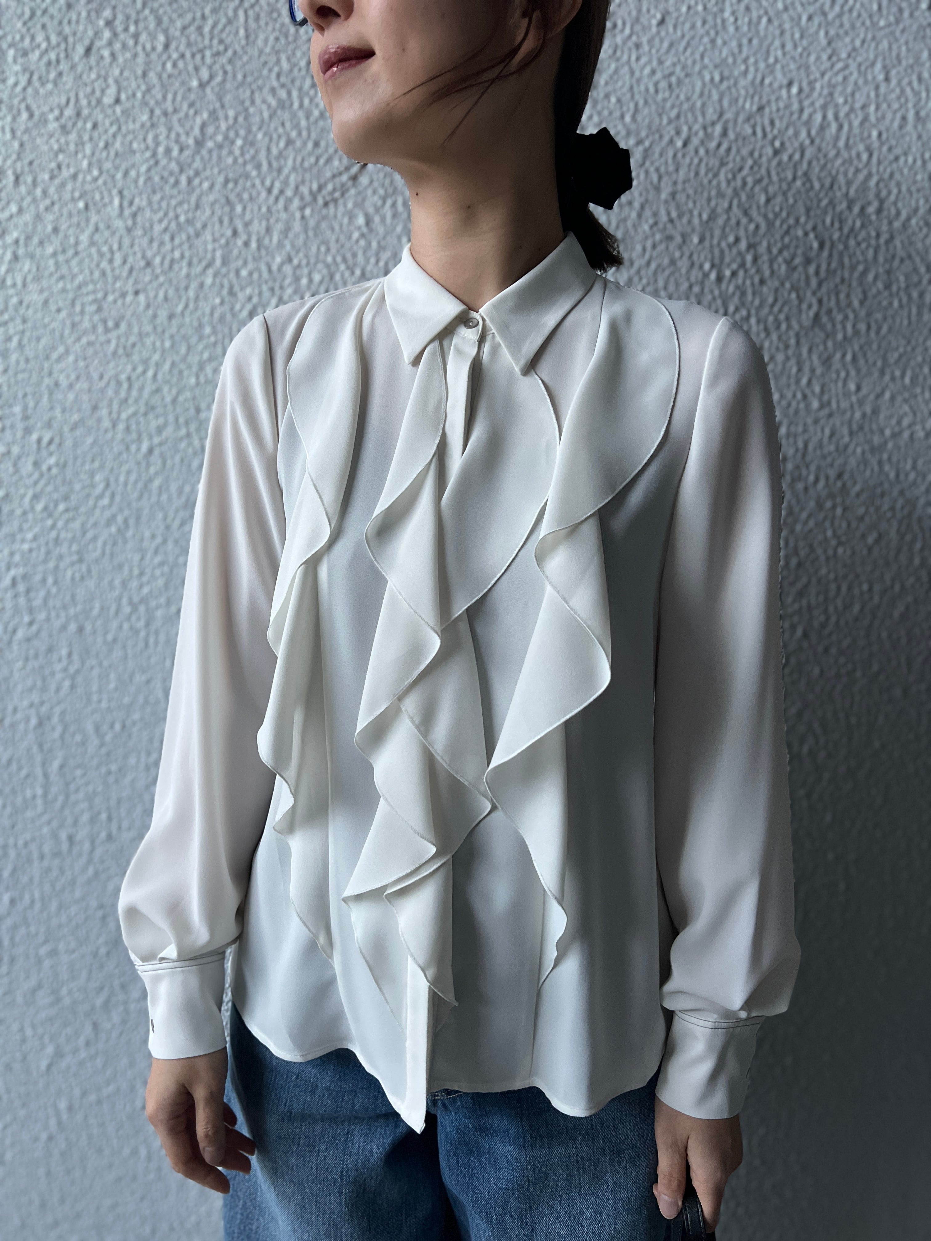 【PASSIONE】ラッフルフリルボウタイブラウス 426919