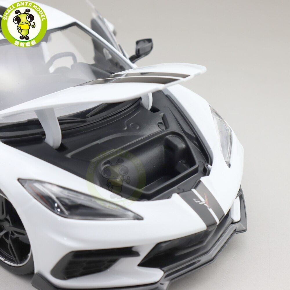 1/18 2020 Chevrolet Corvette Stingray Coupe シボレー コルベット