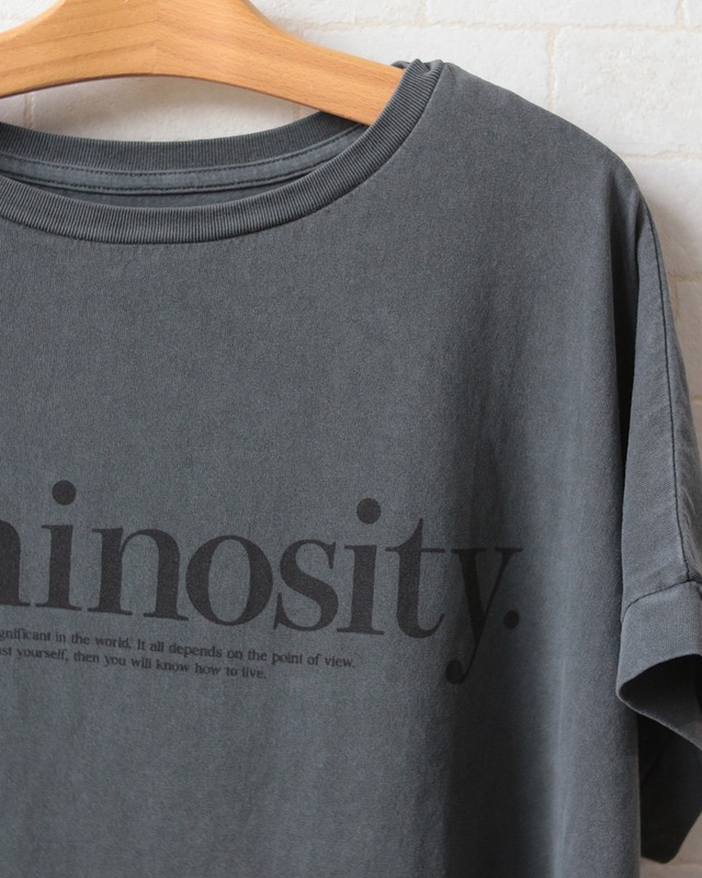 【hunch】ピグメント製品染め ロゴTシャツ　(260735)
