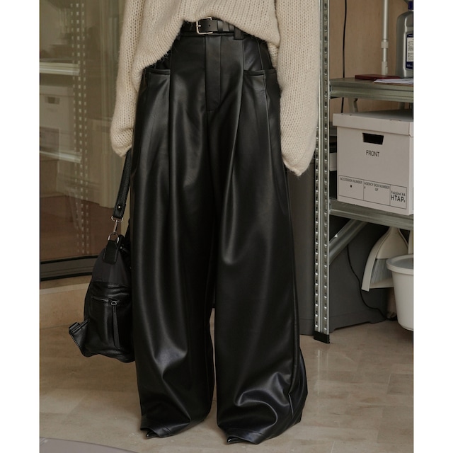 Eco leather wide tuck pants＊S-146