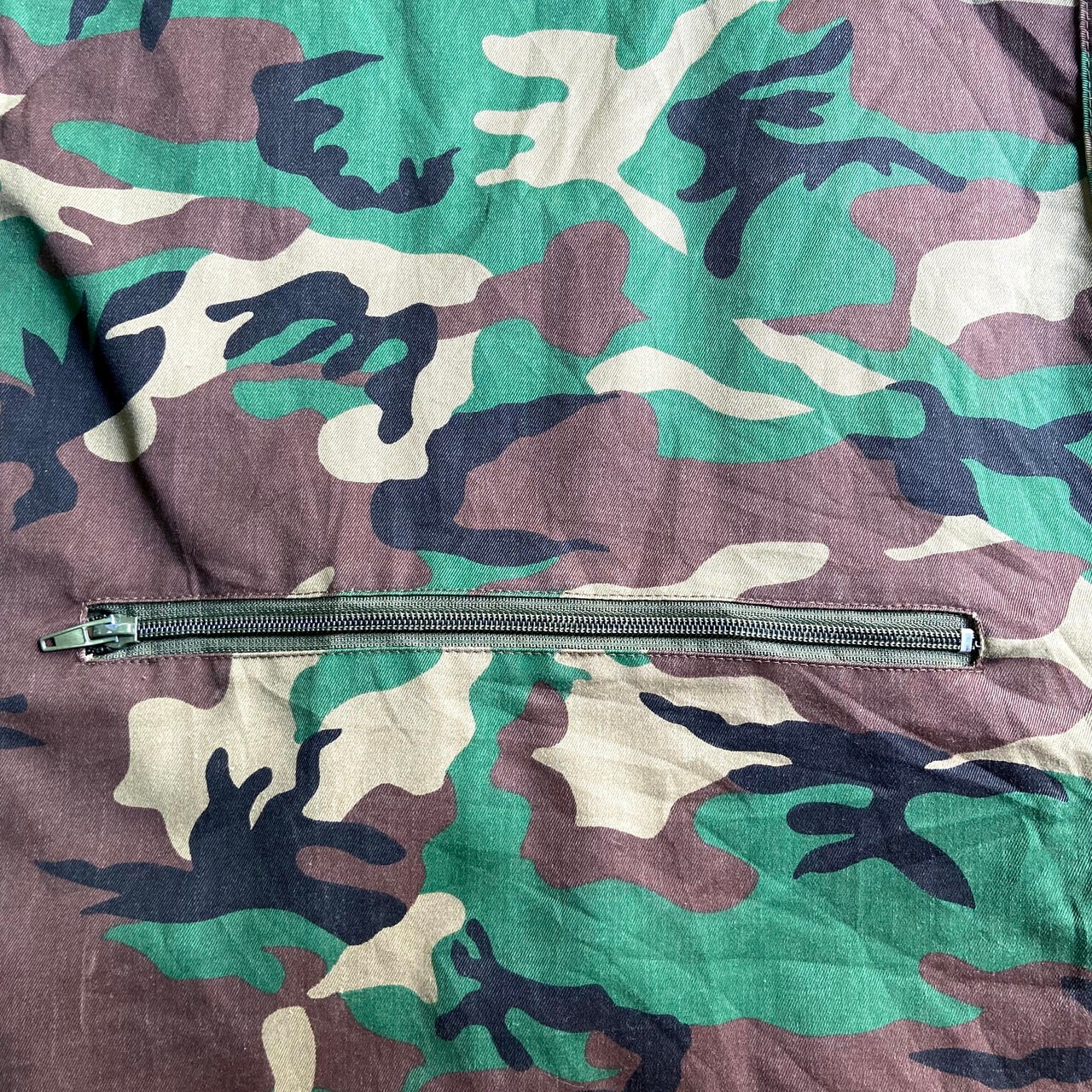 ウッドランド 迷彩 ミリタリー ベスト メンズM相当 古着 グリーン 緑