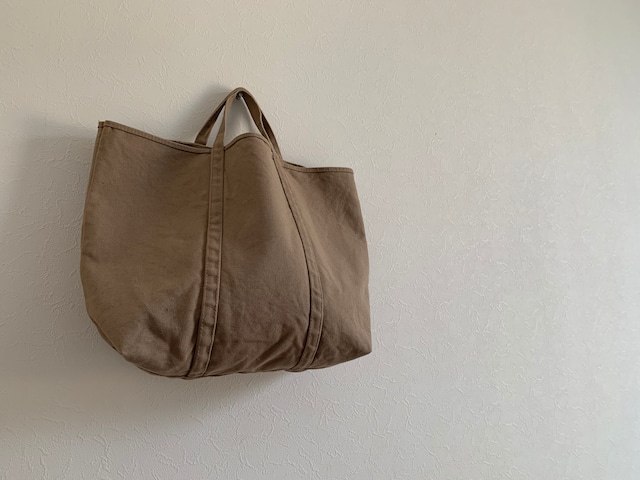 BASIC TOTE   TM