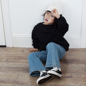 秋韓国風リボン刺しゅうトレーナー