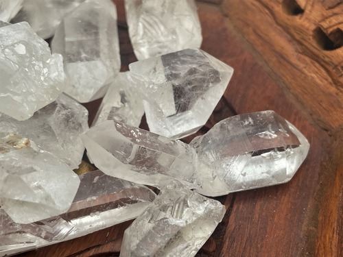 無ポリッシュ原石（ブラジル水晶）