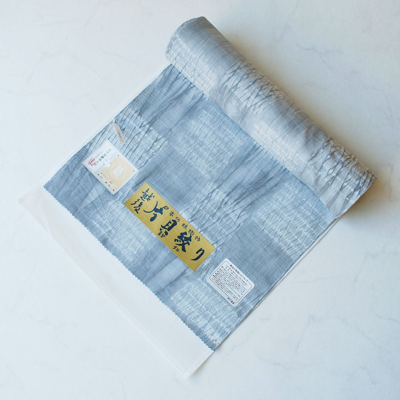 反物】小千谷織物 紺仁謹製 越後片貝絞り 銀鼠市松 反物 | 大山キモノ