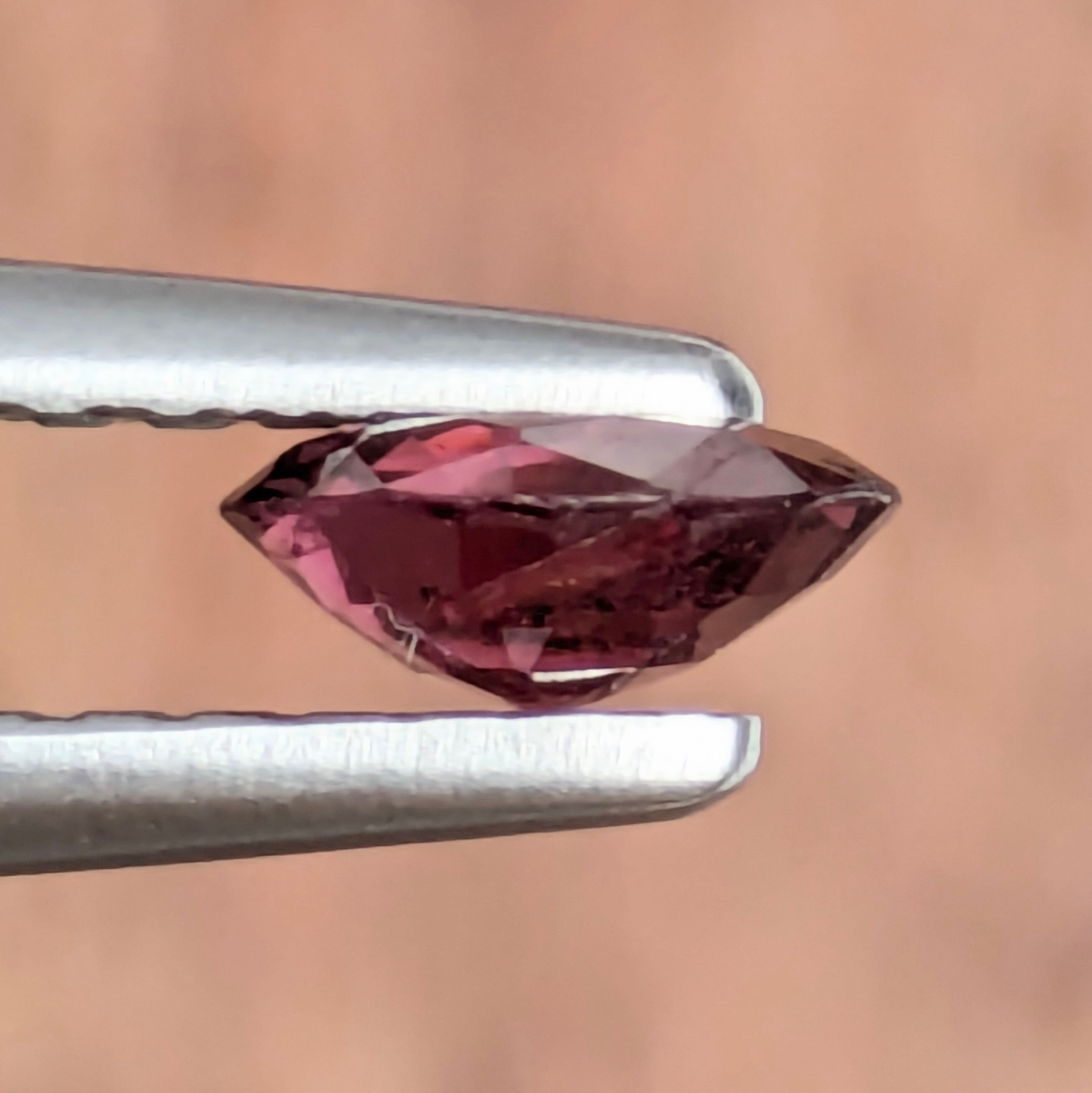 スピネル ミャンマー・モゴック産【0.45ct】PRO207891 | Gem's Subculture