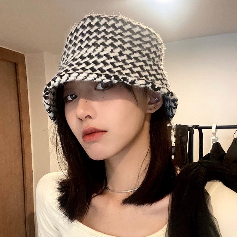 ブラックホワイトオータムウィンタースタンダード薄手 レトロ 帽子 秋物 冬物 ブラック・アイド・ピーズ1153176553