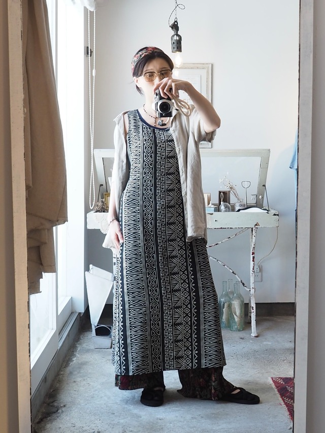 1990’s Ethnic Batik Pattern Sleeveless Dress