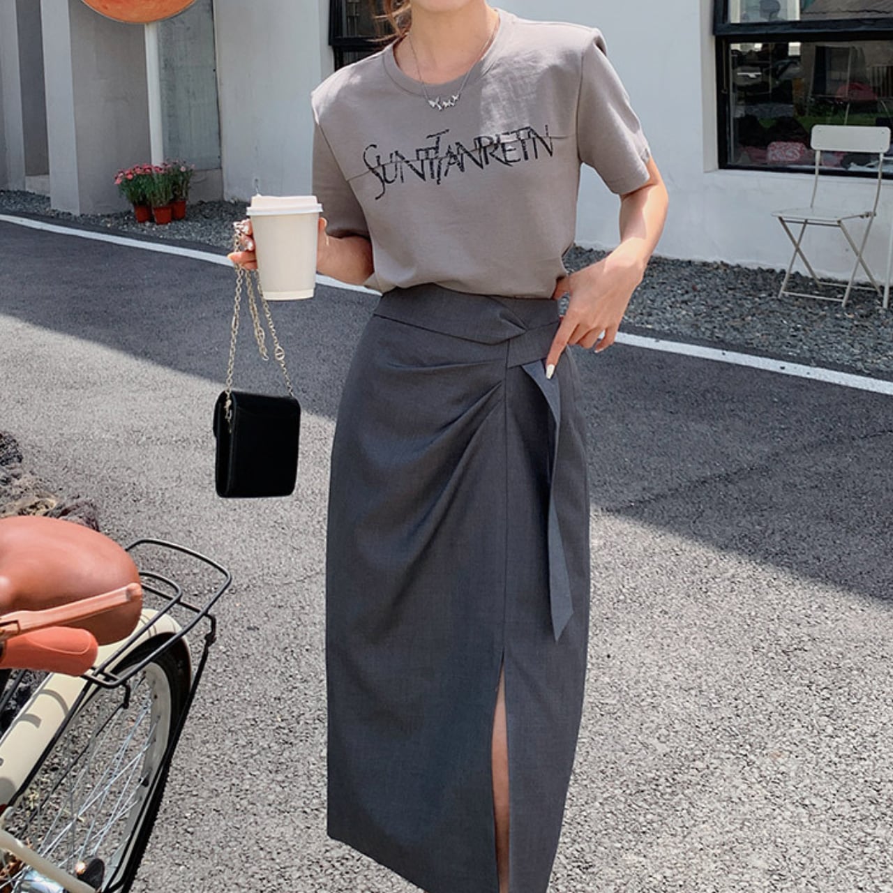 Gray T-shirt & high waist skirt set S1057