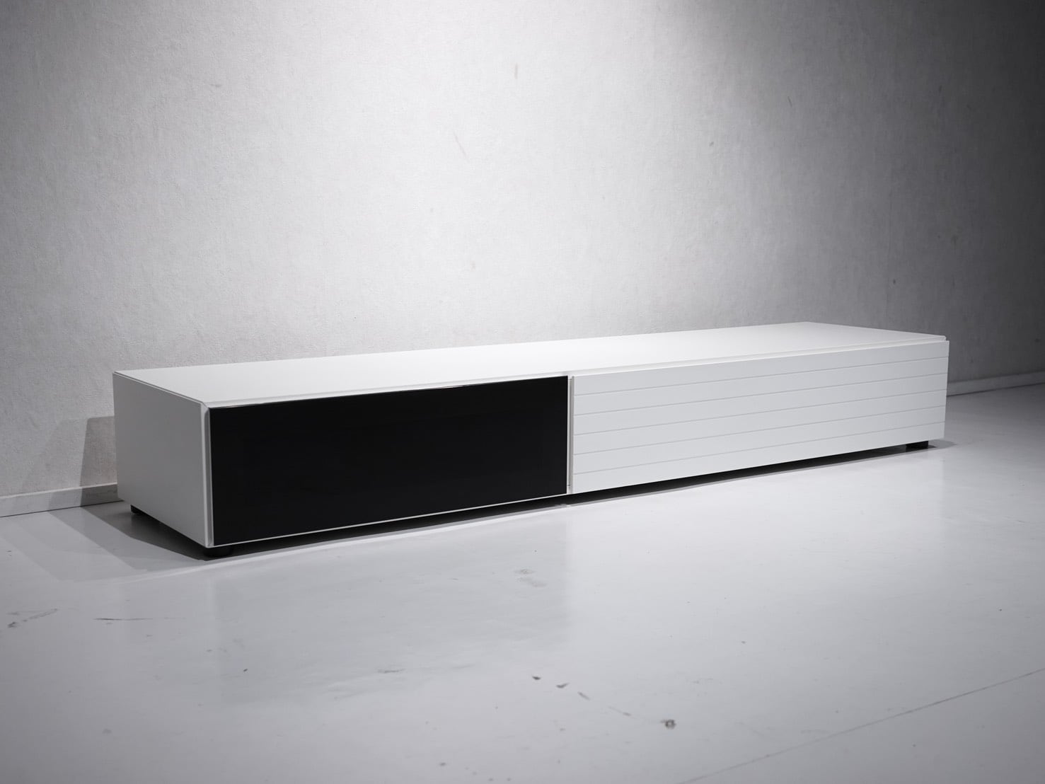 BoConcept／テレビボード BoConcept ボーコンセプト Lugano ルガーノ テレビボード TVボード AV