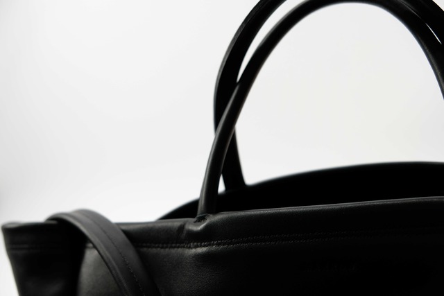 MARROW/MA-AC6308 NAPA HANDLE TOTE BLACK