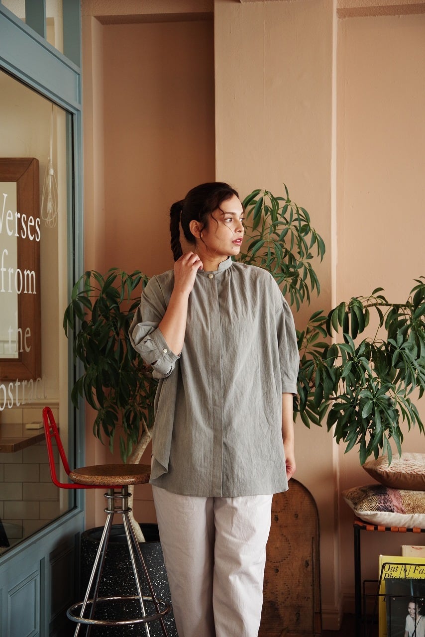 Cotton Linen Fly-Front Blouse