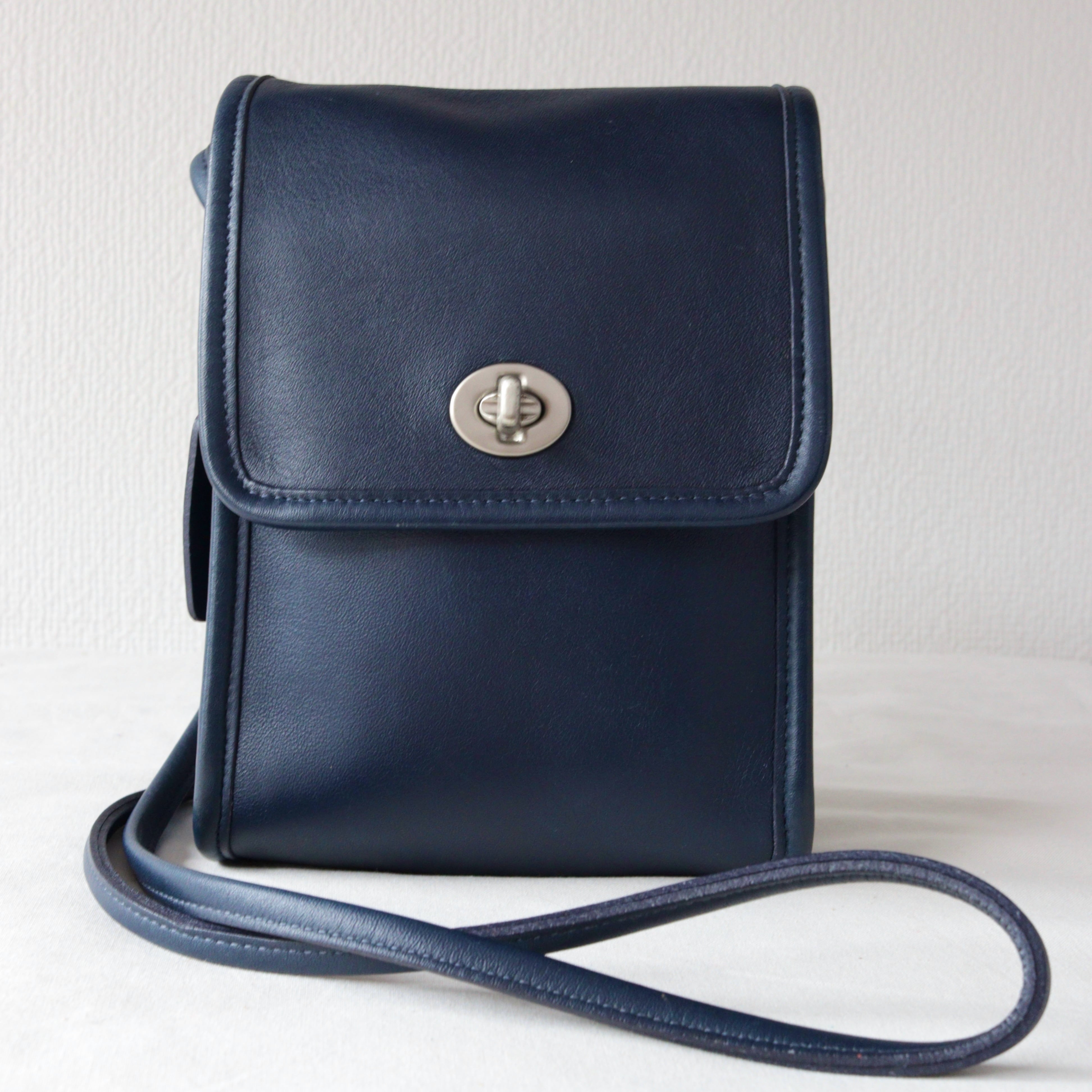 RARE VINTAGE COACH (OLD COACH オールドコーチ) SCOOTER BAG IN BLUE