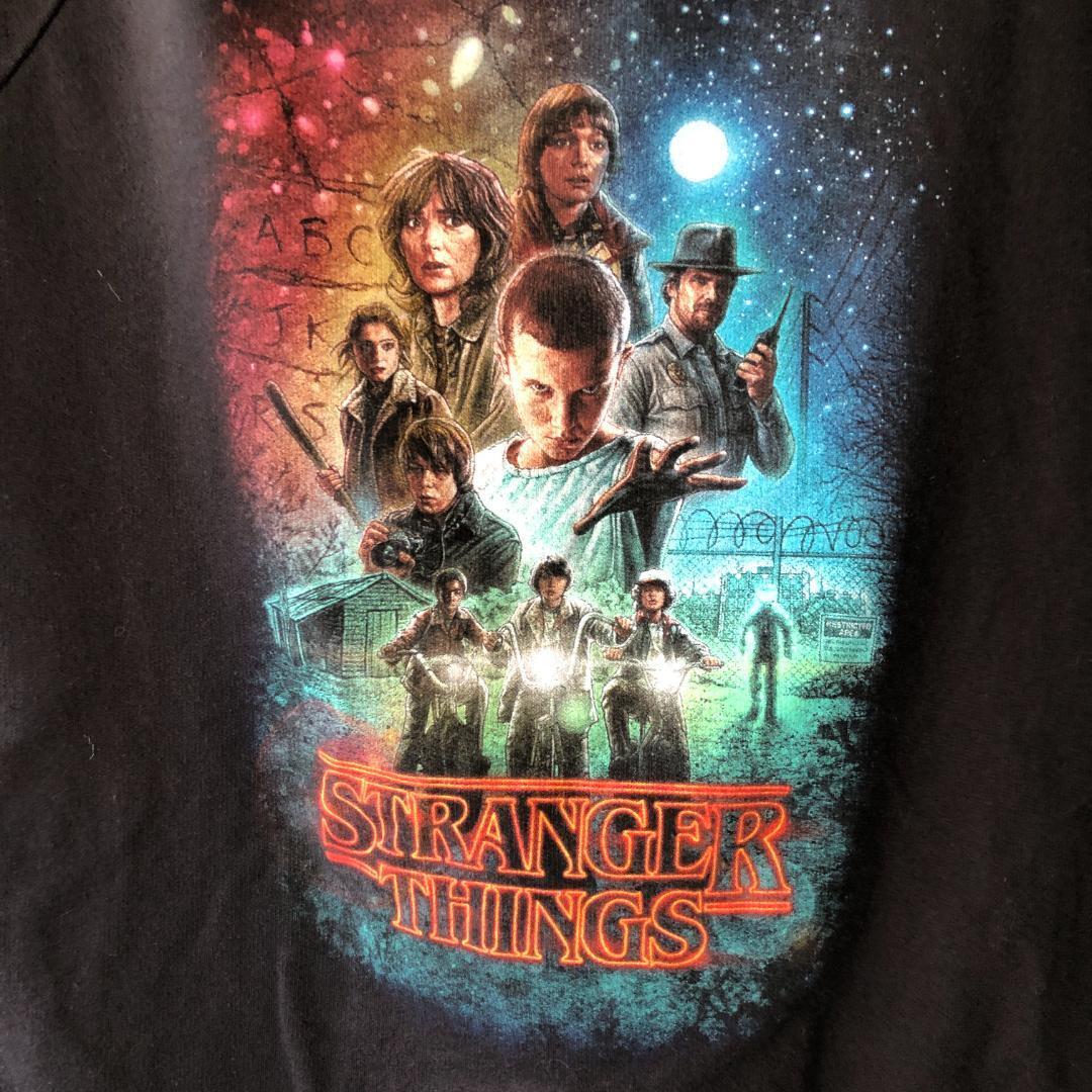 希少 STRANGERTHINGS ストレンジャーシングス Tシャツ ムービーT XZ34】 Tシャツ 映画 ムービーT ストレンジャーシングス シーズン1