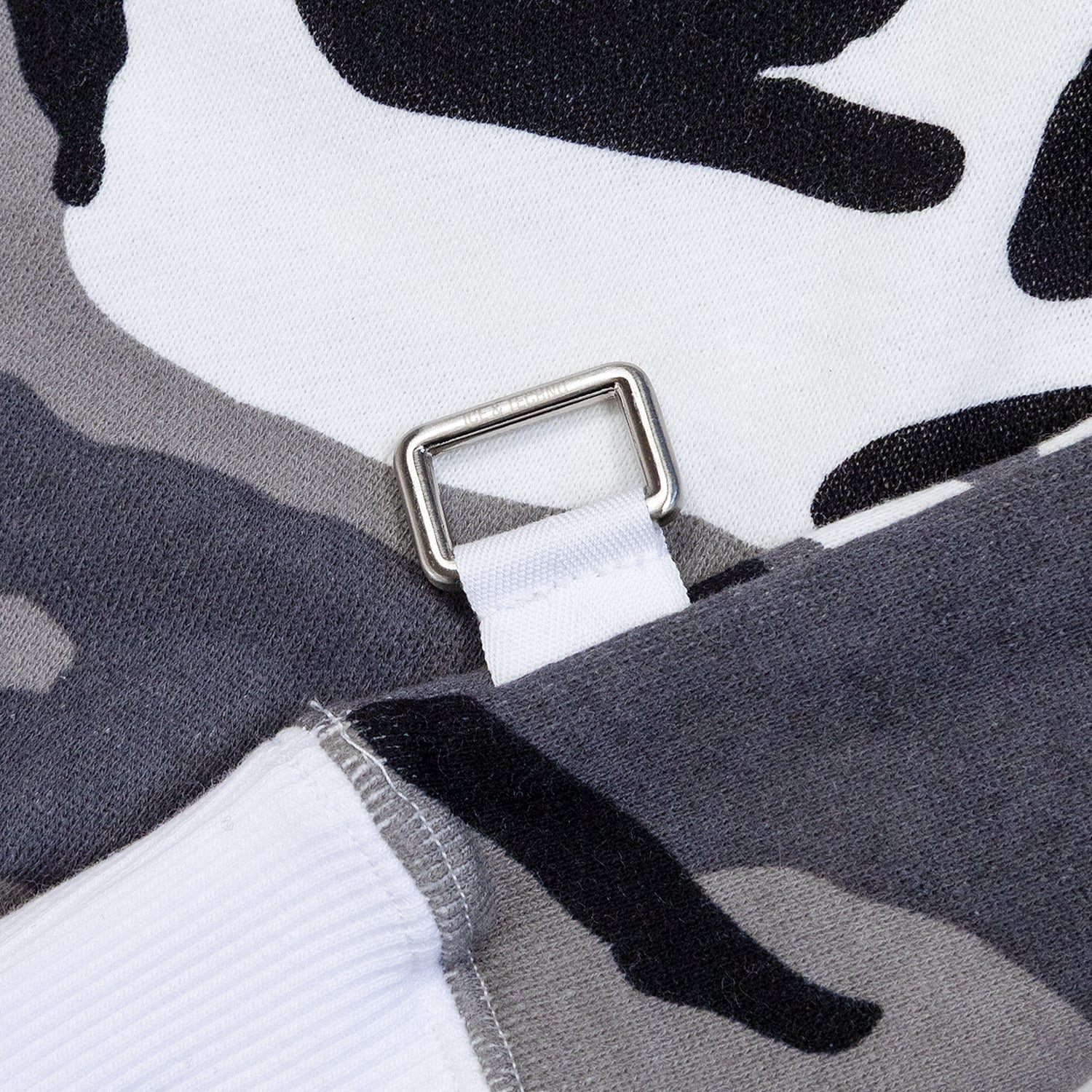 UNEEK BASEMNT - Discover independent style.