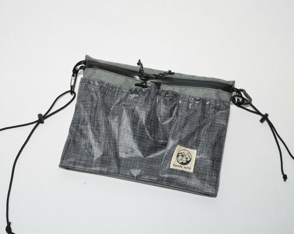 Kaedeサコッシュずぼらポケット X Pacグレー ブラックヘザー Kaede Note