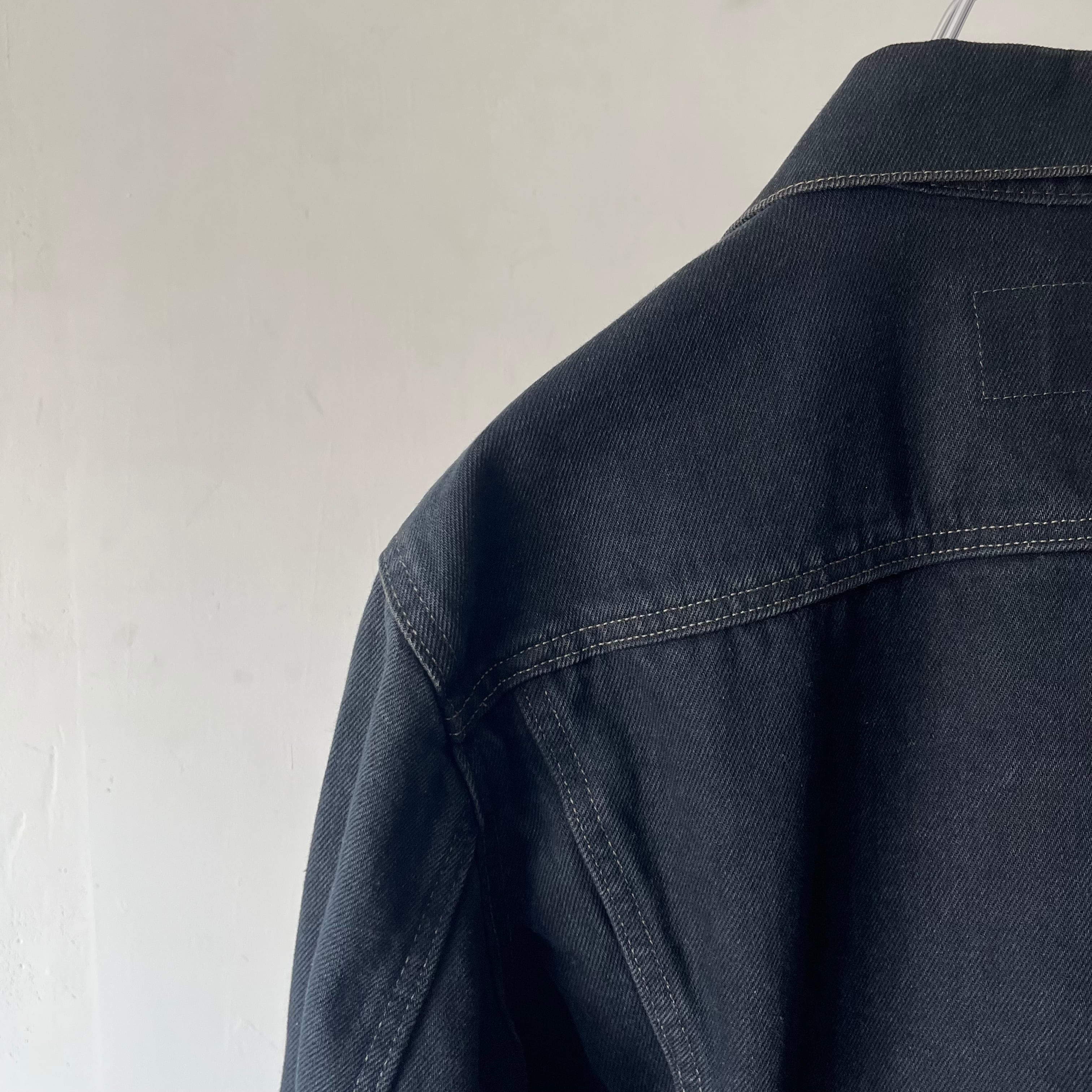 Levi's- 70506-1913 black denim jacket | ROOT online