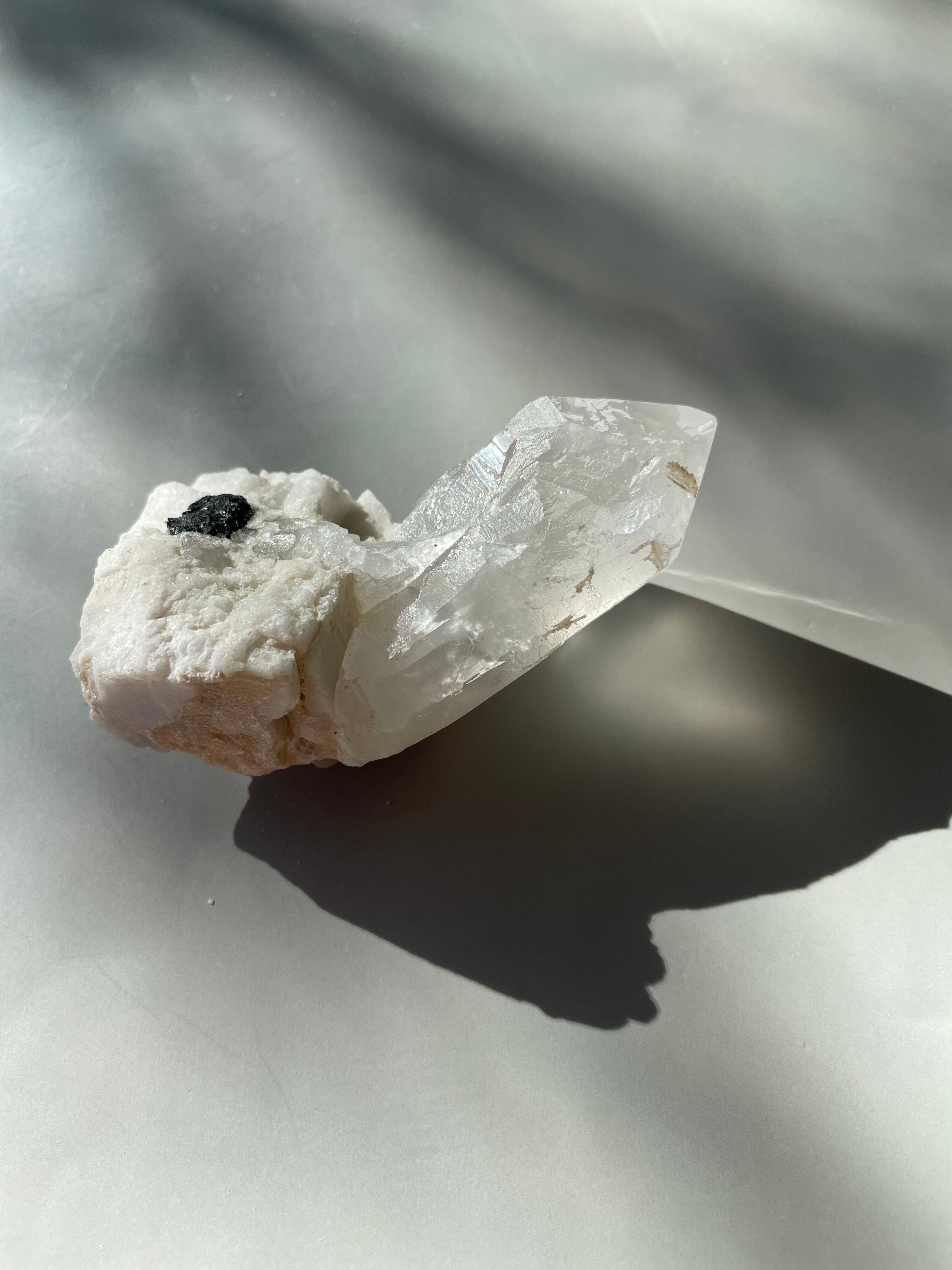 パキスタン　ギルギット　スカルドゥ産　ヒマラヤ水晶　ブラックトルマリン