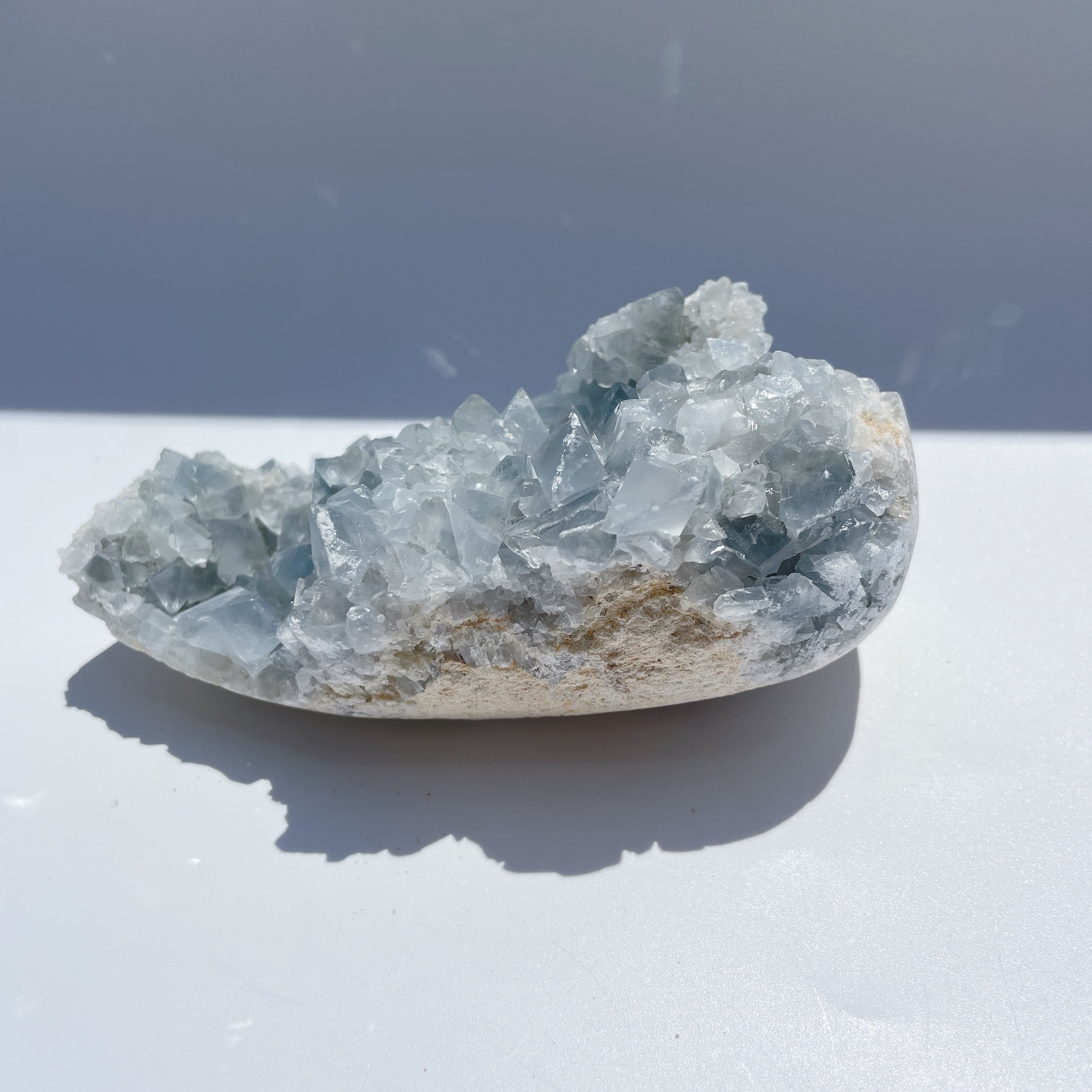 セレスタイト 卵型34◇ Celestite ◇天然石・鉱物・パワーストーン