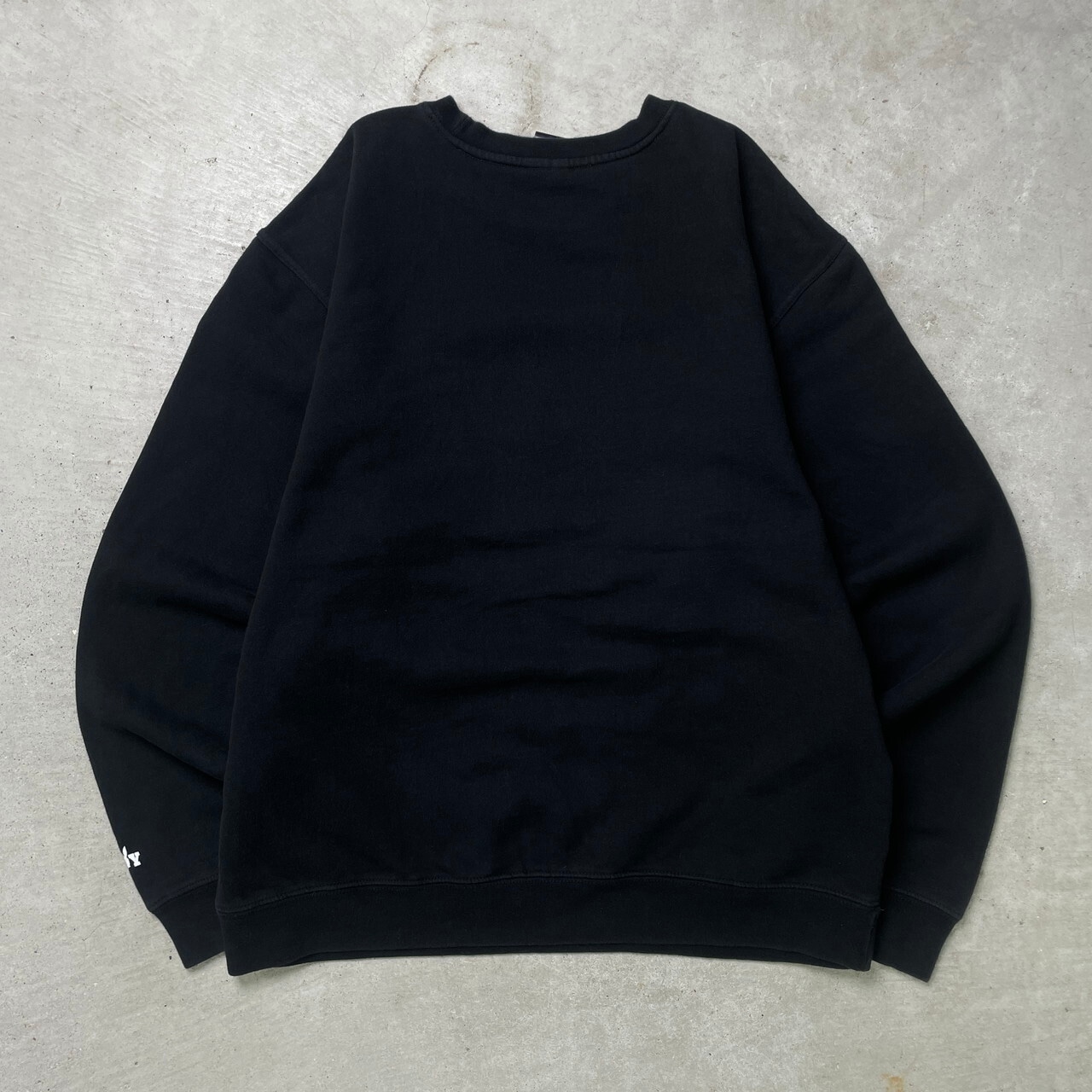 HUF by PLAYBOY ハフ プレイボーイ ロゴフロッキー スウェットシャツ 