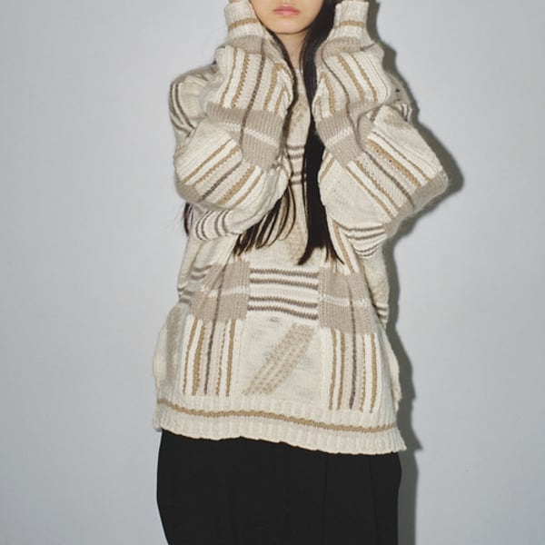 todayful ジオメトリックハンドニット