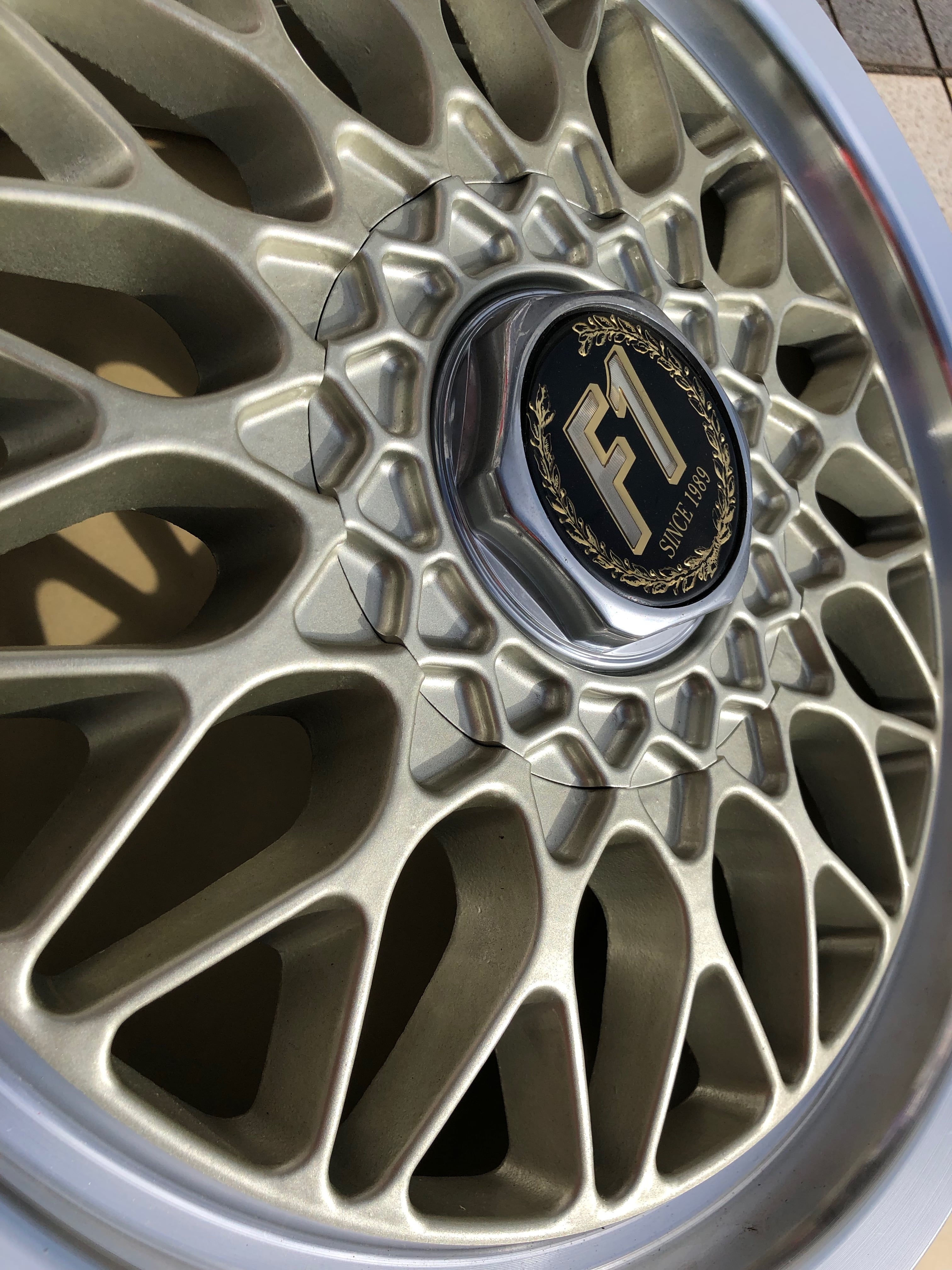 当時物”F1 シャンパンゴールド 4本[6.5jj-15/5H/114.3/+40]15インチ 5