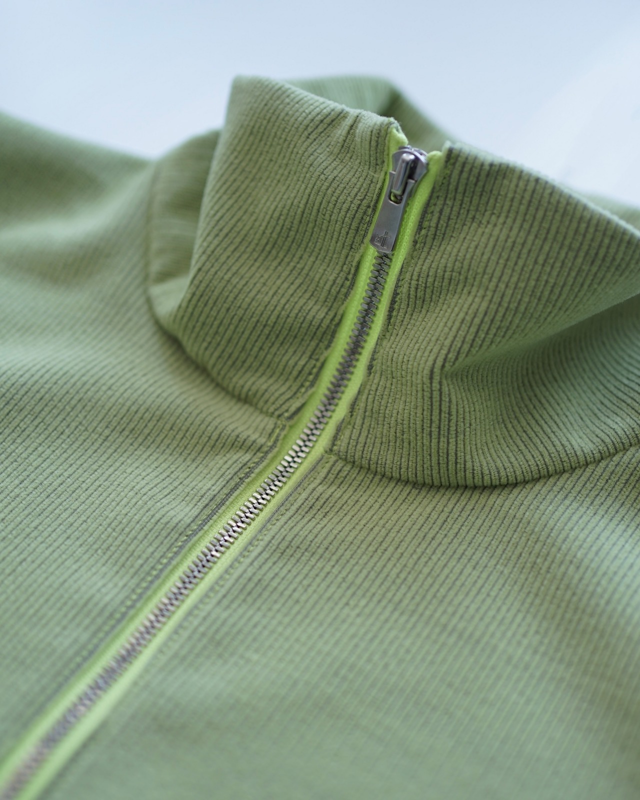 itochi  - Wool & Cashmere corduroy half zip pullover shirt : lime/  (ｲﾄﾁ :  ｳｰﾙ&ｶｼﾐﾔｺｰﾃﾞｨﾛｲ ﾊｰﾌｼﾞｯﾌﾟプルｵｰﾊﾞｰｼｬﾂ : ﾗｲﾑ)