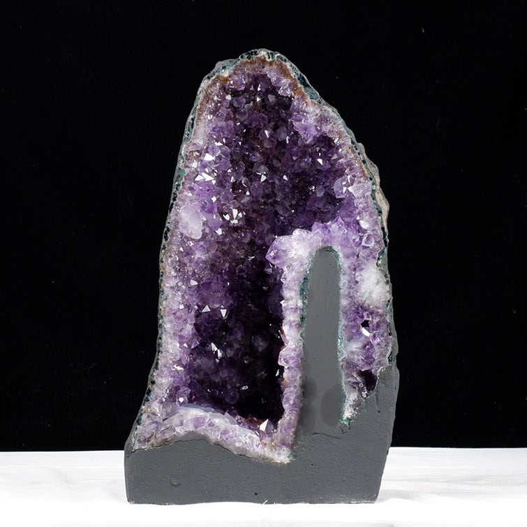 8.6Kg アメジスト ドーム ブラジル産 アメジストドーム アメジスト 原石 ジオード 一点物 174-2126