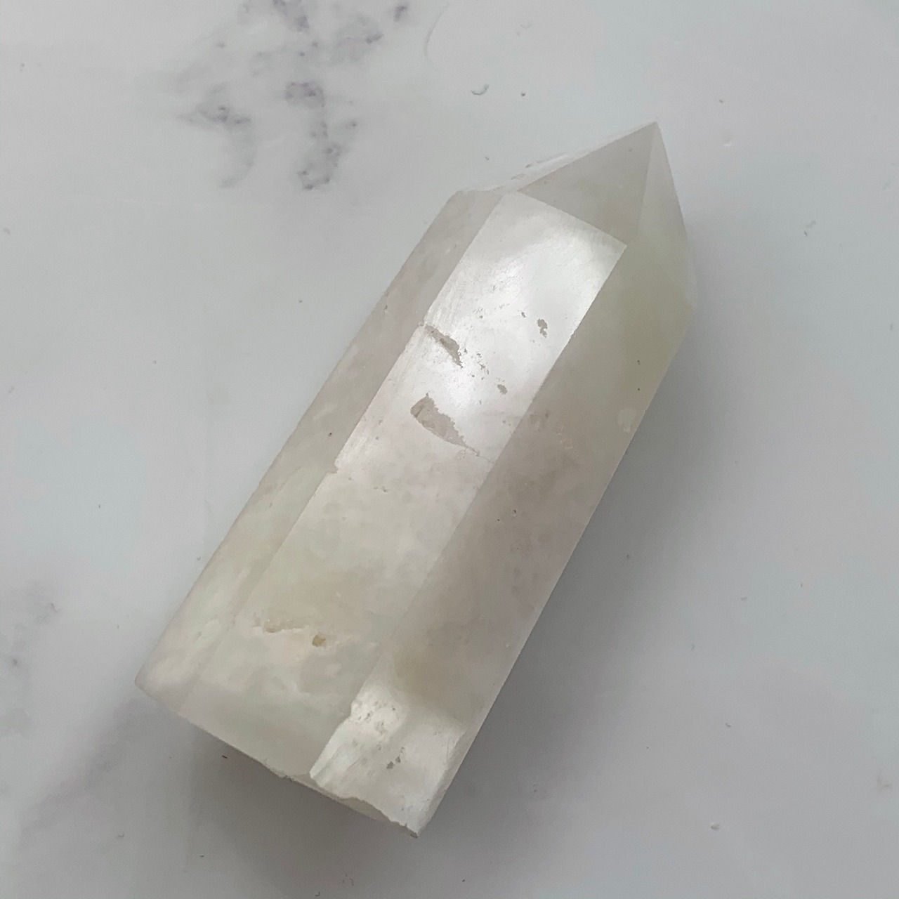 ホワイトアゲートタワー*天然石ポイント*天然石インテリア*置き物*T5