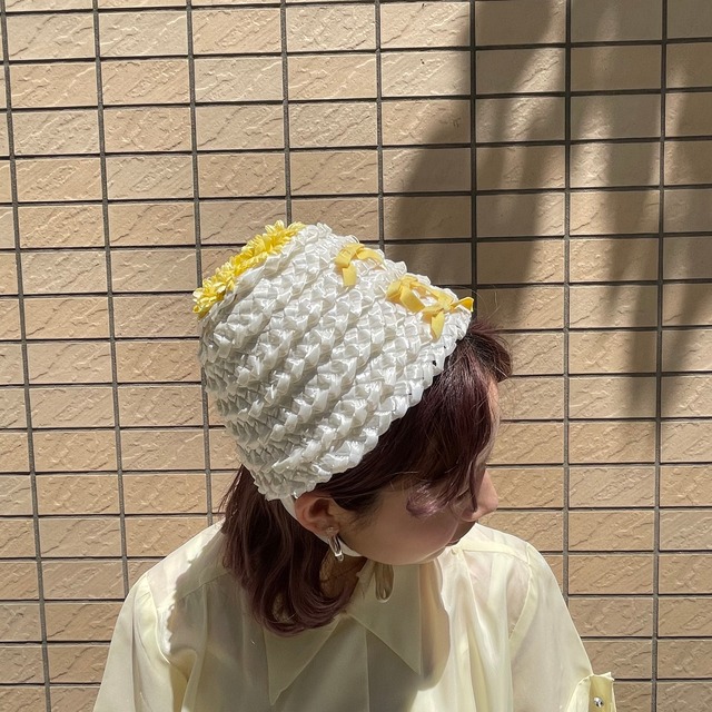 Vintage yellow white ribbon straw hat